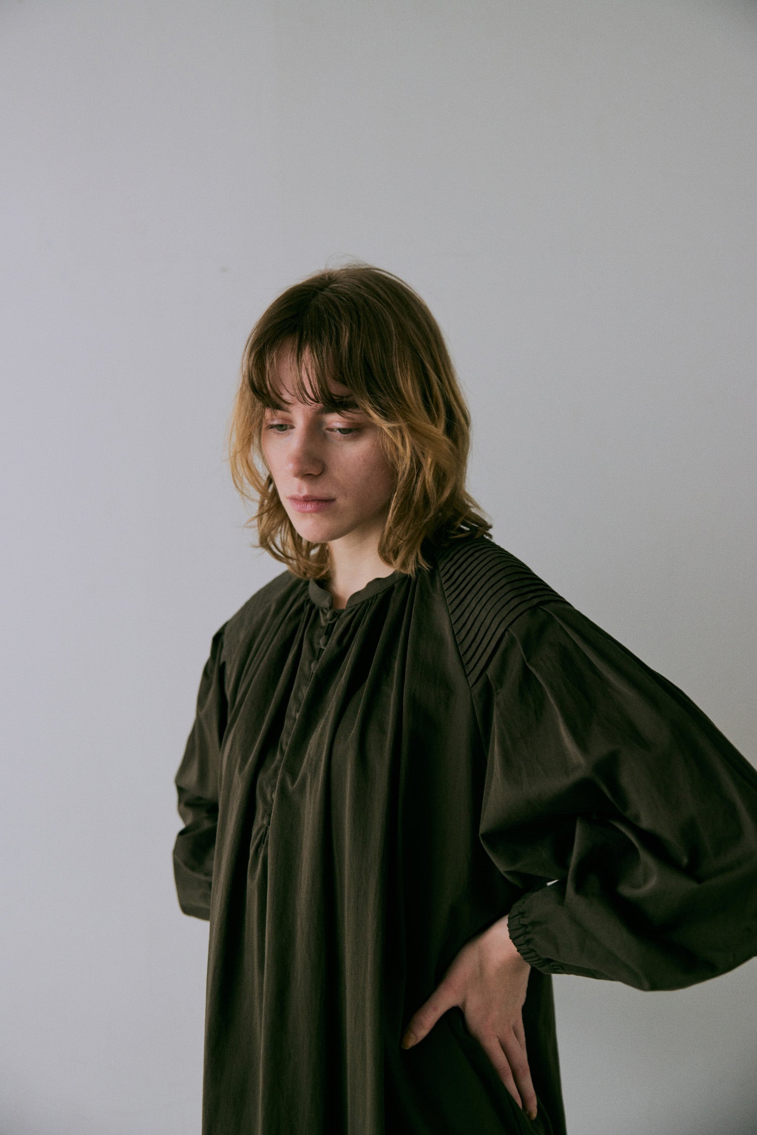 doux bleu ショルダーピンタック ワンピース DB-2544-030