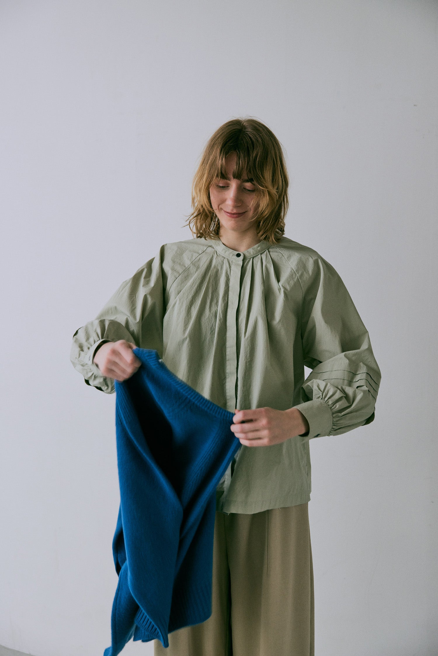 doux bleu コットンタックブラウス DB-2543-038