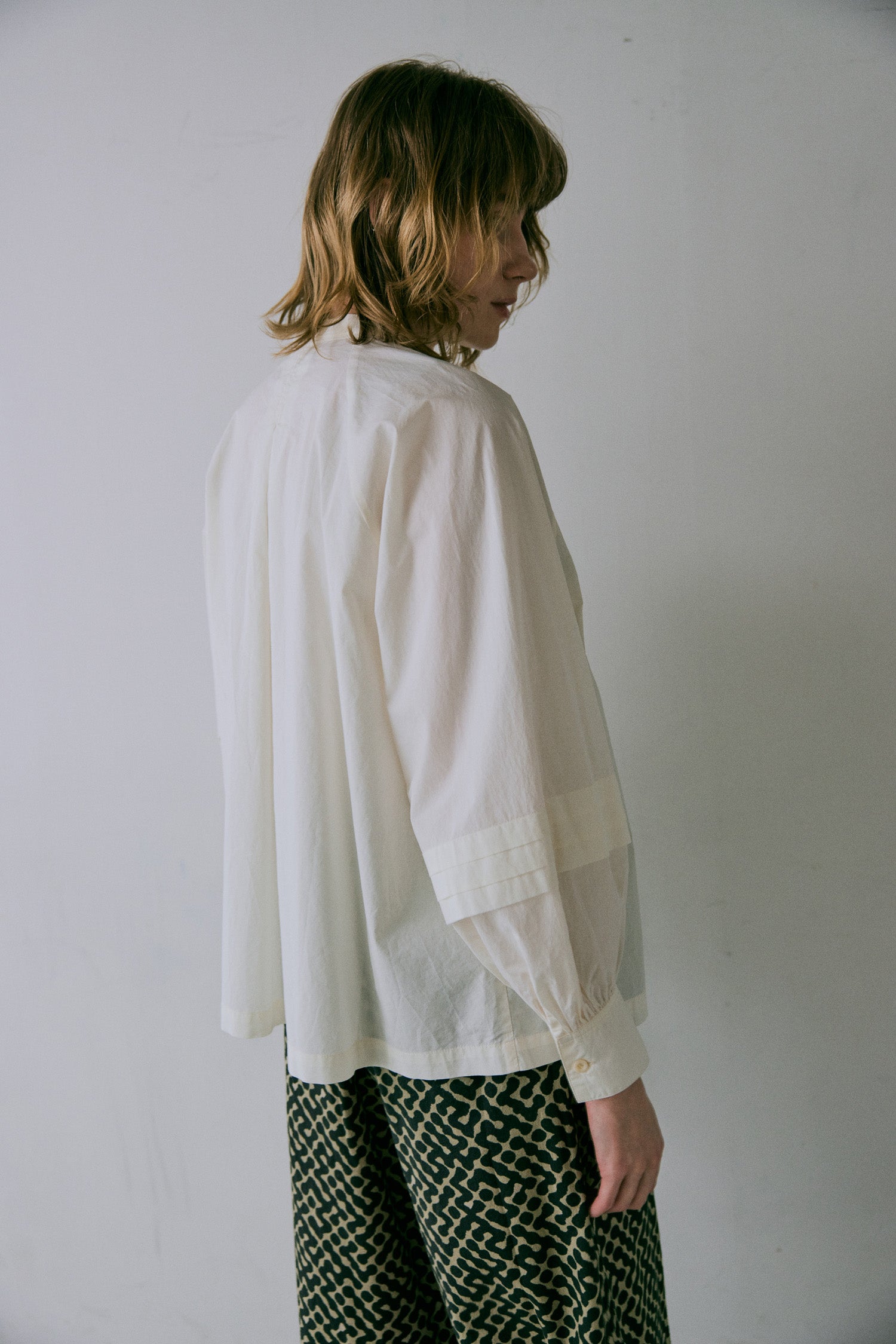 doux bleu コットンタックブラウス DB-2543-038