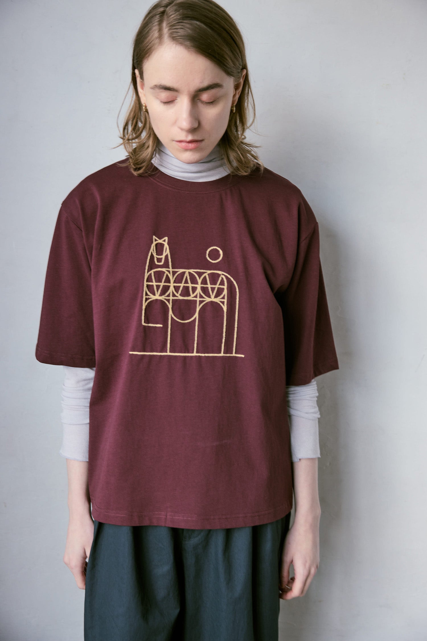 doux bleu horse刺繍Tシャツ DB-2641-001