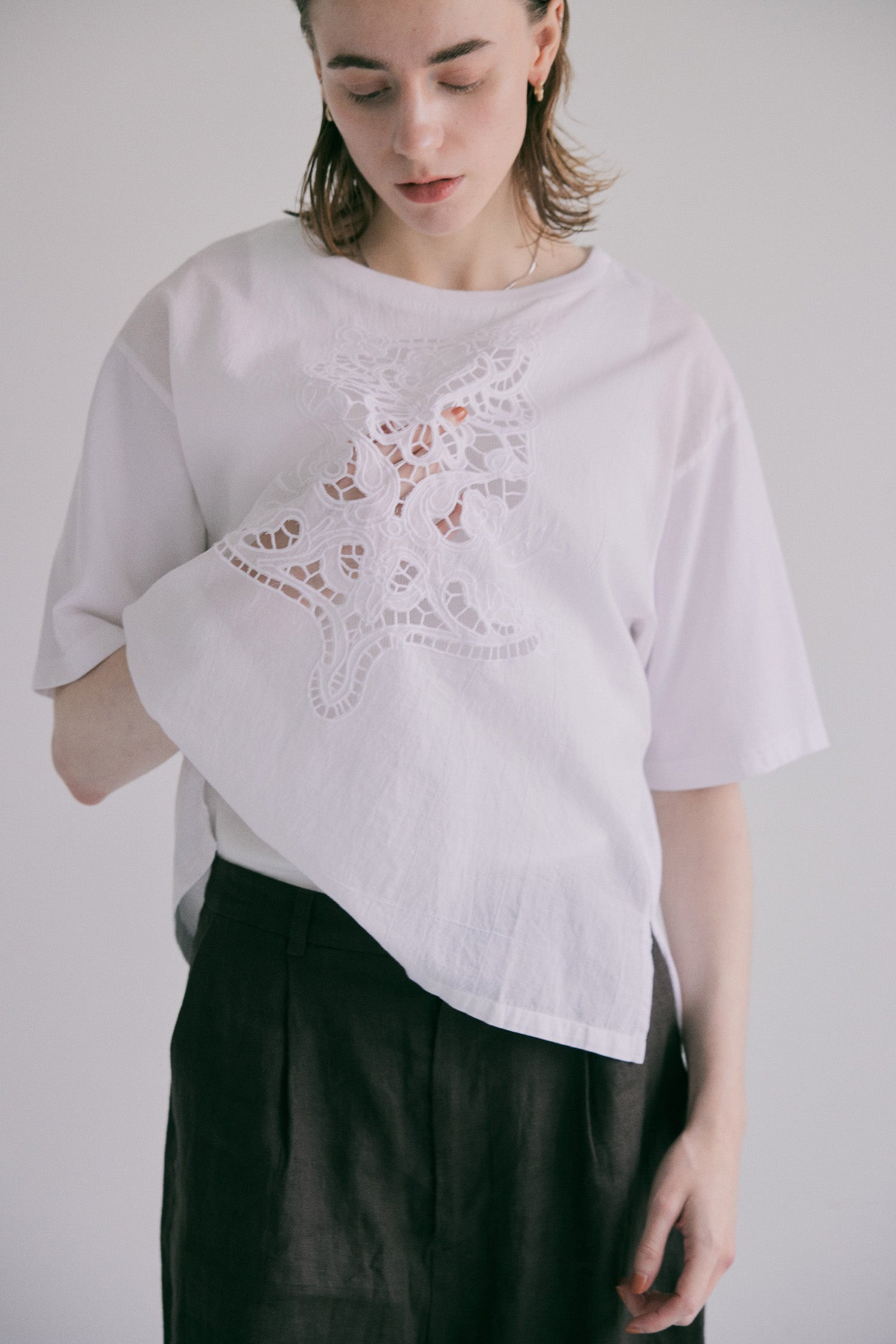 doux bleu カットレースドッキングプルオーバー DB-2621-051