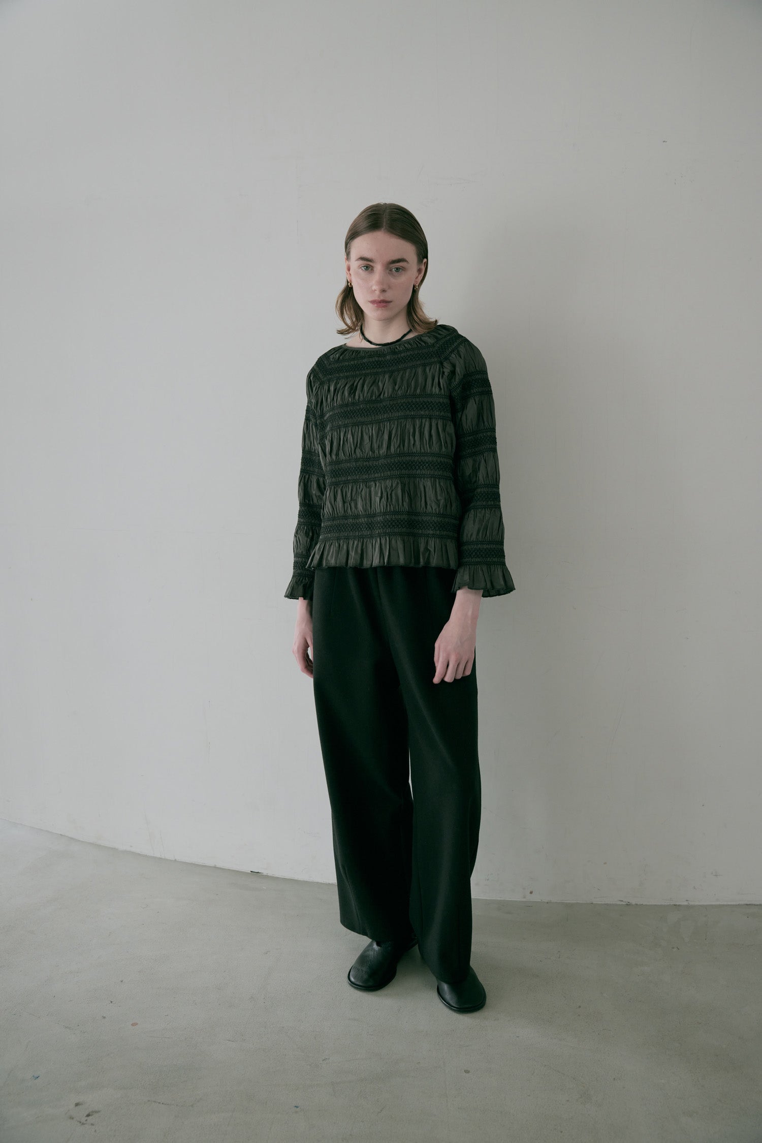 doux bleu ウーリーノ タックパンツ DB-2555-053