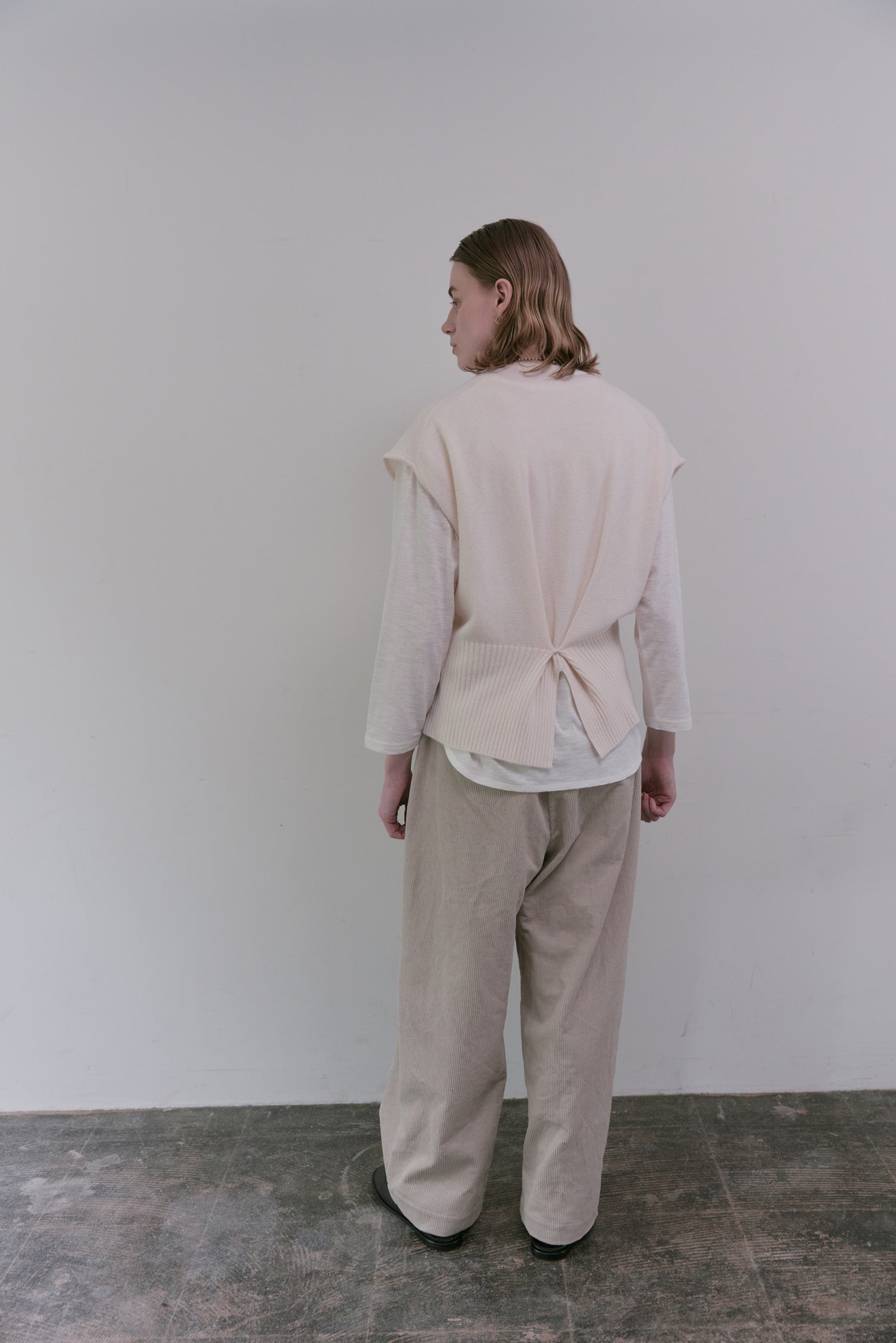 doux bleu バックタック ニットベスト DB-2558-046