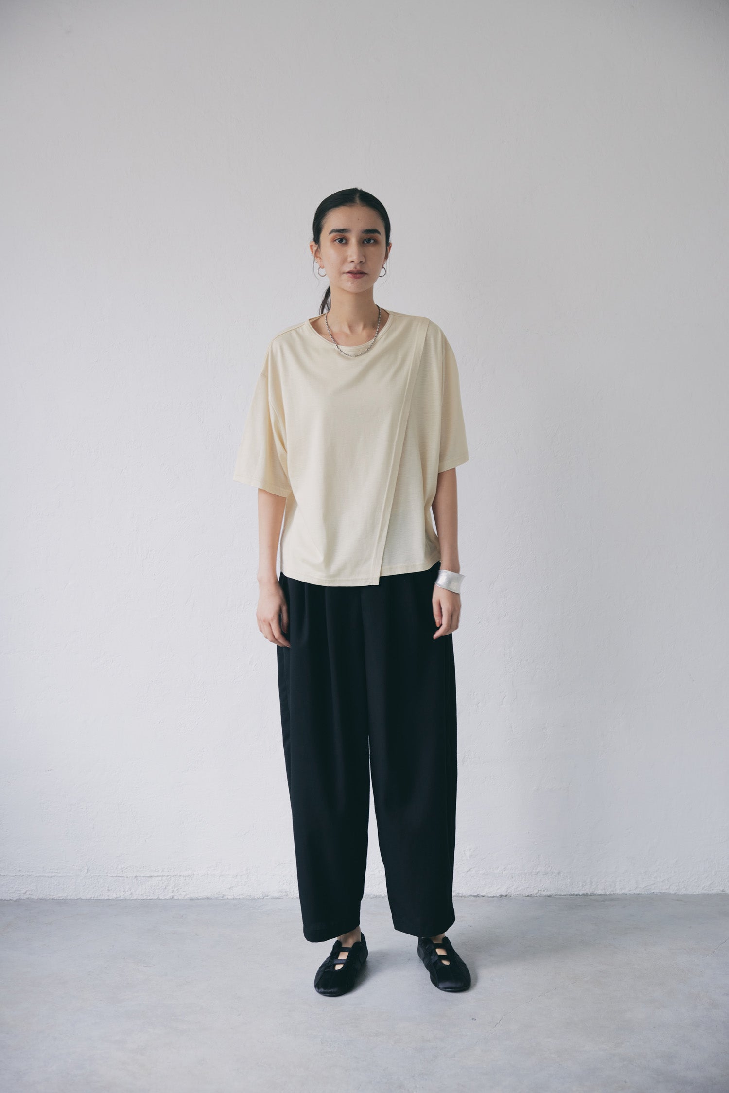 doux bleu T/R ワイドタックパンツ DB-2525-047
