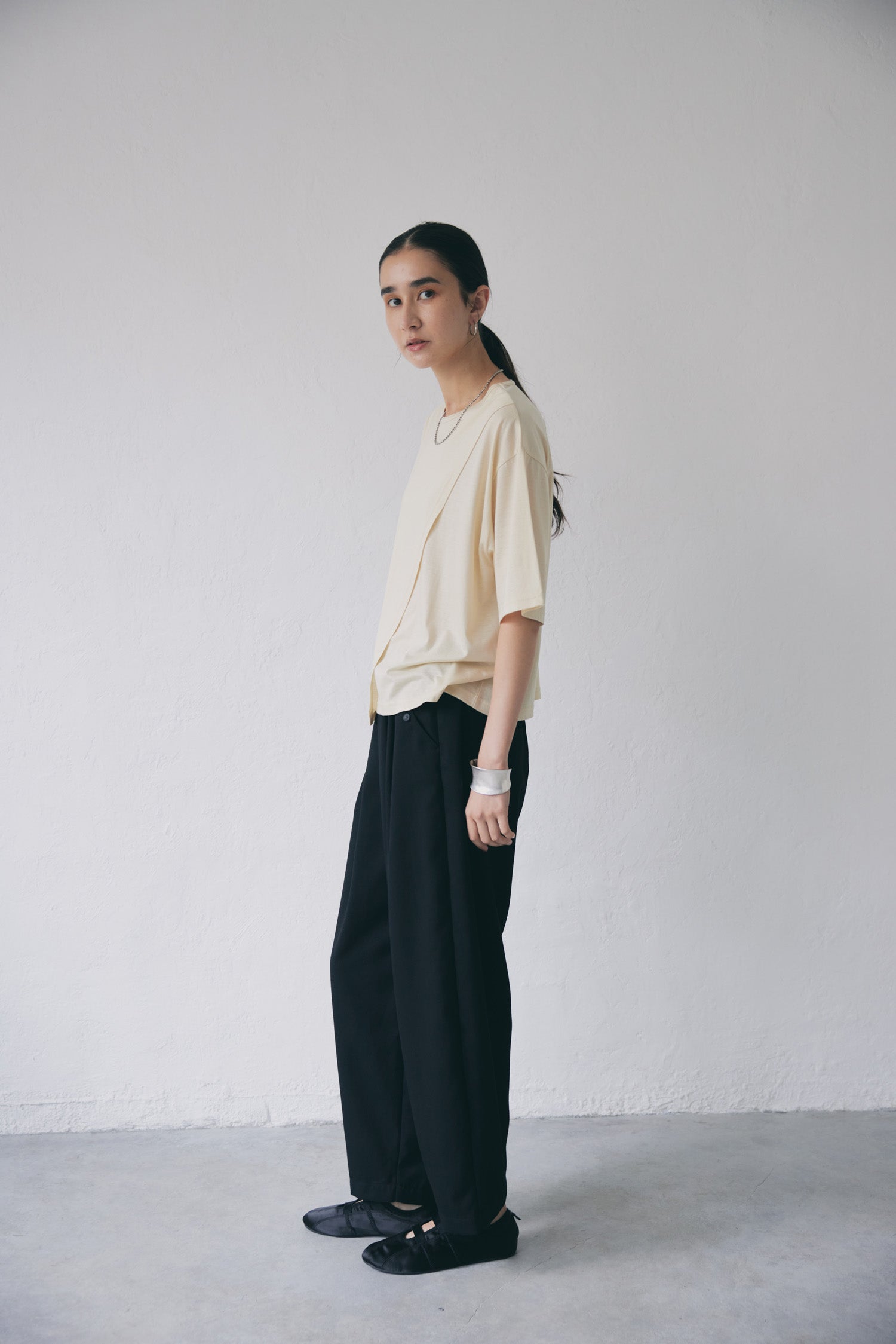 doux bleu T/R ワイドタックパンツ DB-2525-047