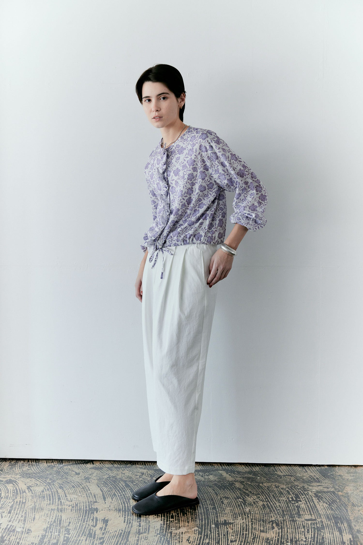doux bleu ドライオックス タックテーパードパンツ DB-2615-031
