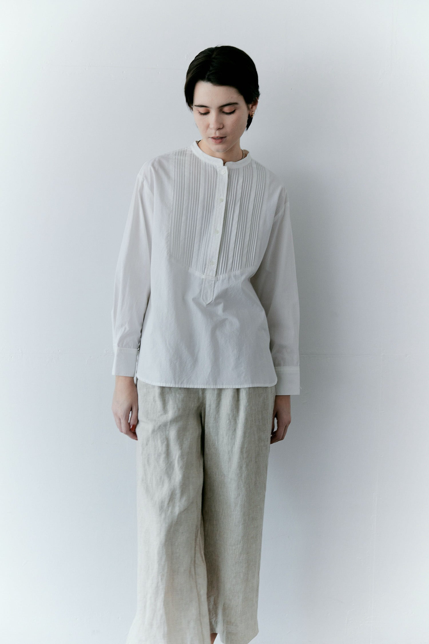 doux bleu ピンタック ブザムプルオーバーシャツ DB-2613-002