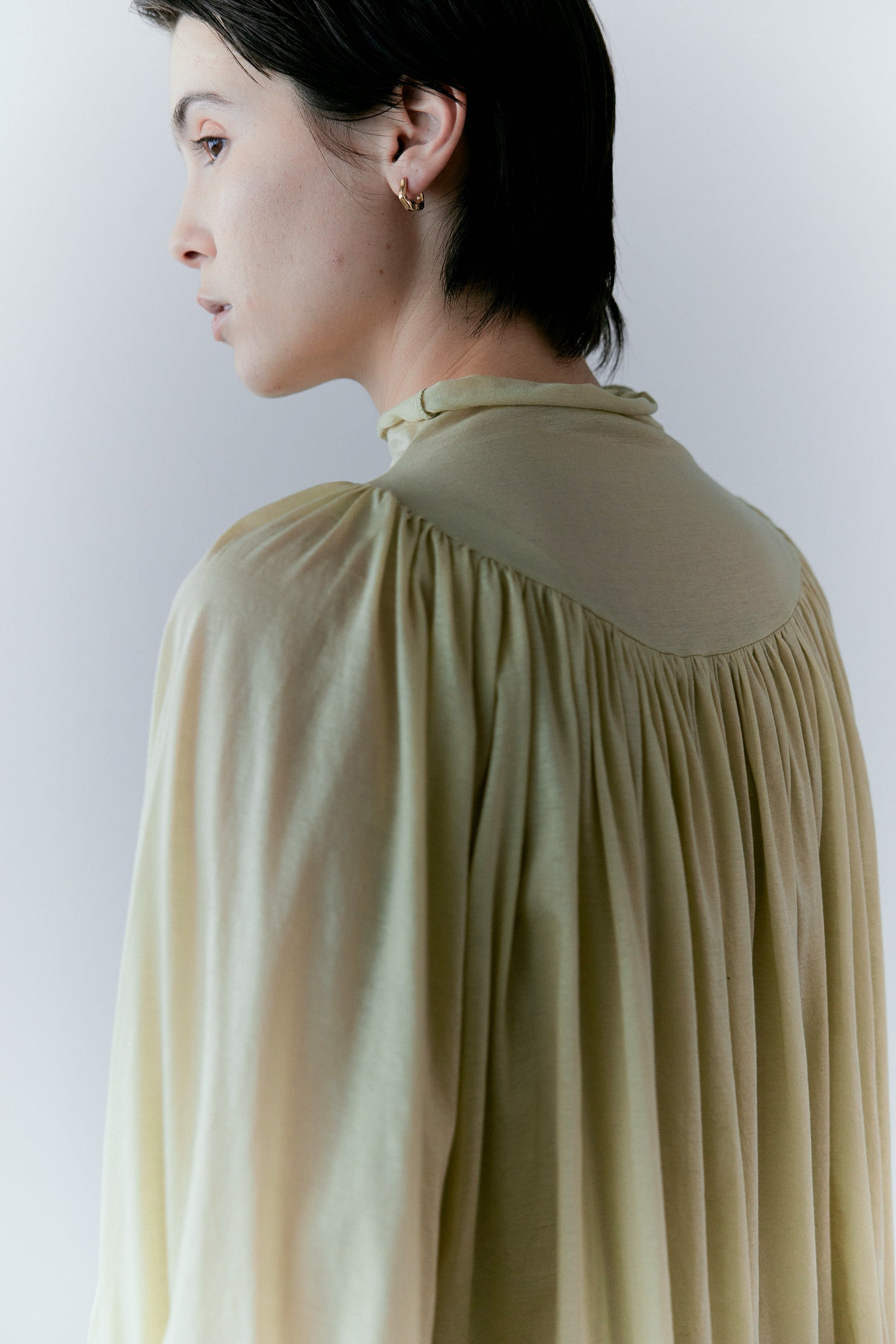 doux bleu タートルギャザーブラウス DB-2611-001