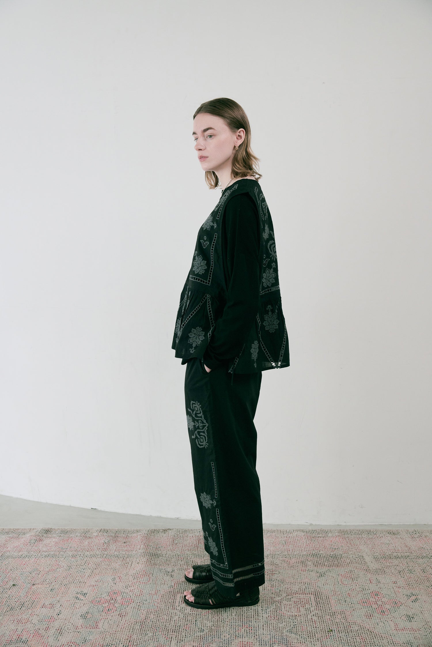 doux bleu クロスステッチ刺繍パンツ DB-2535-082