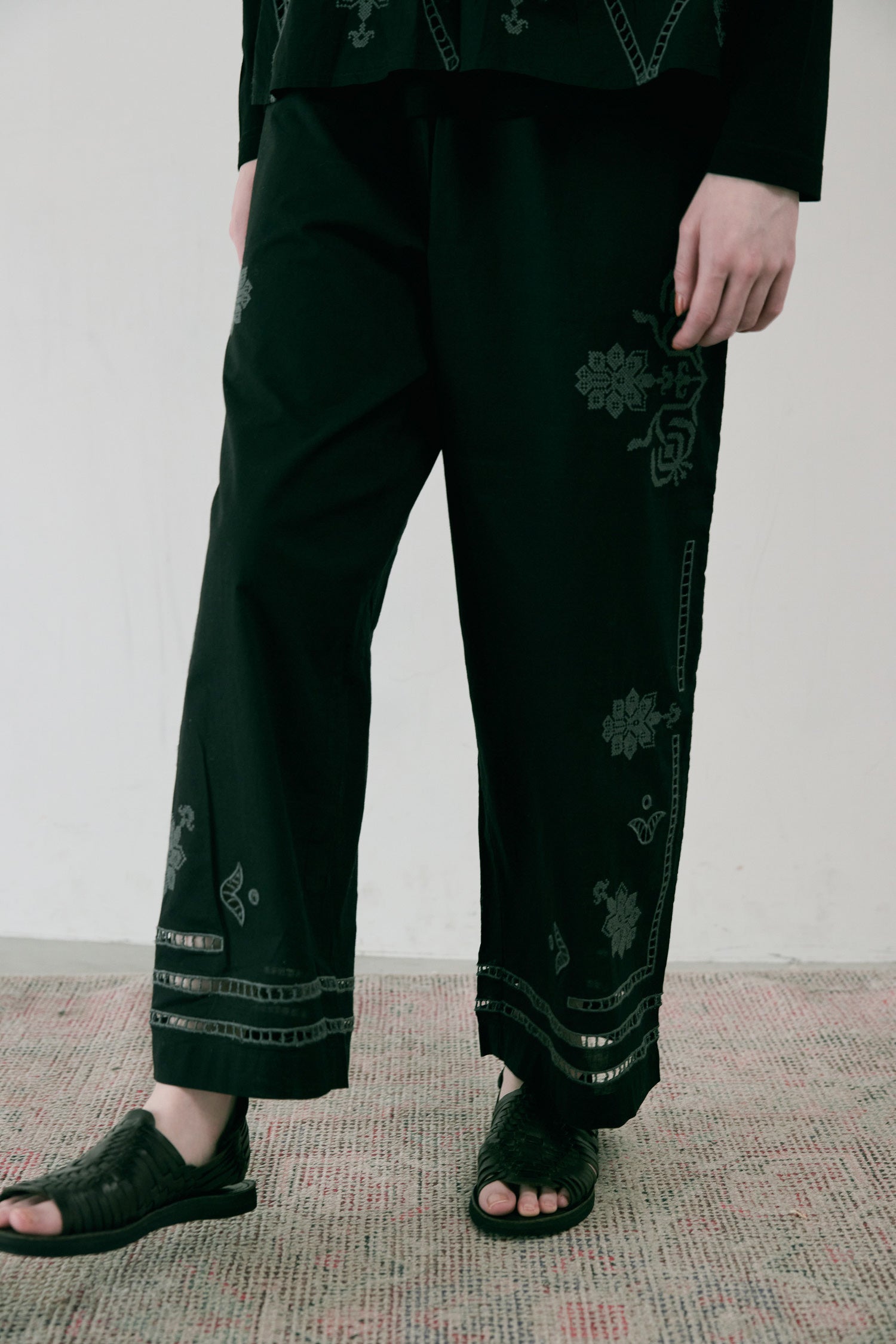 doux bleu クロスステッチ刺繍パンツ DB-2535-082