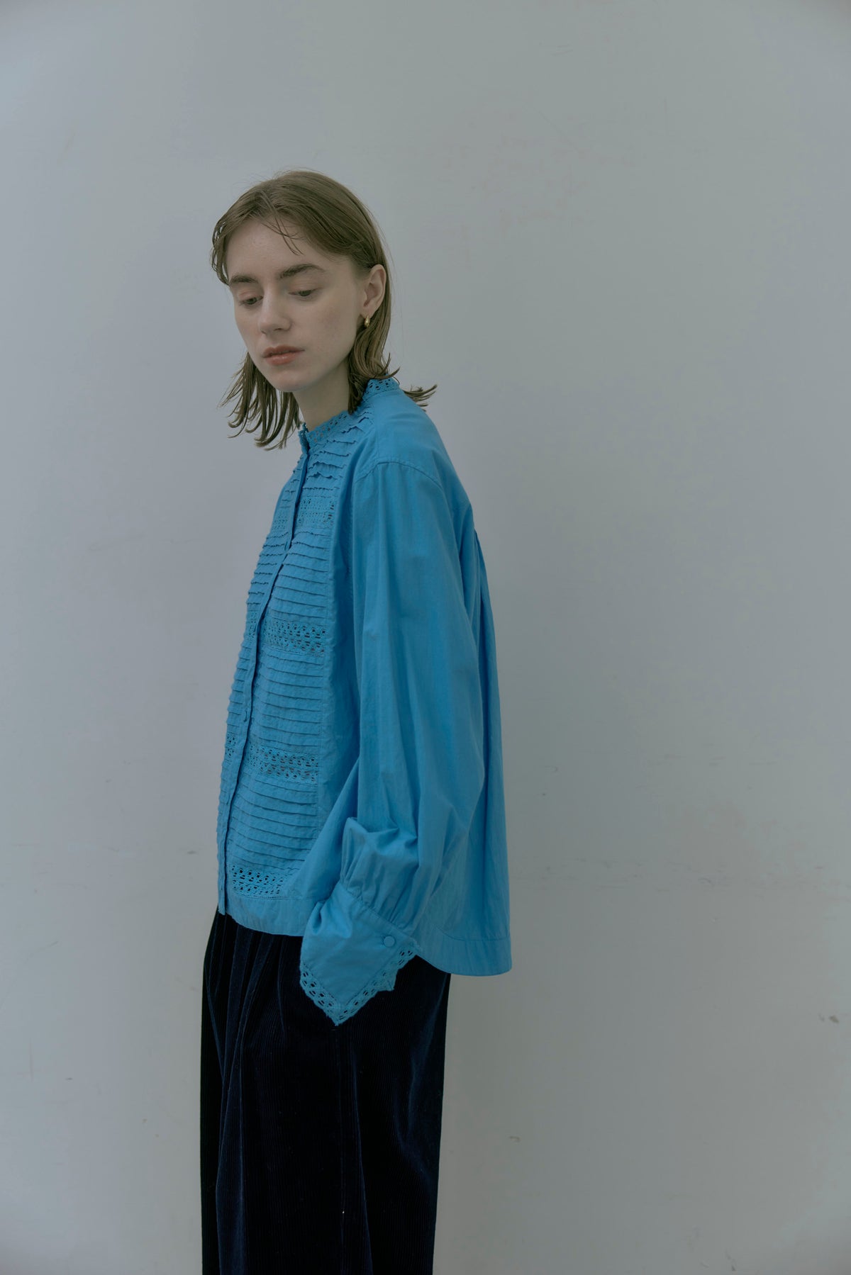 doux bleu コットンキャンブリック 刺繍レースブラウス DB-2653-051