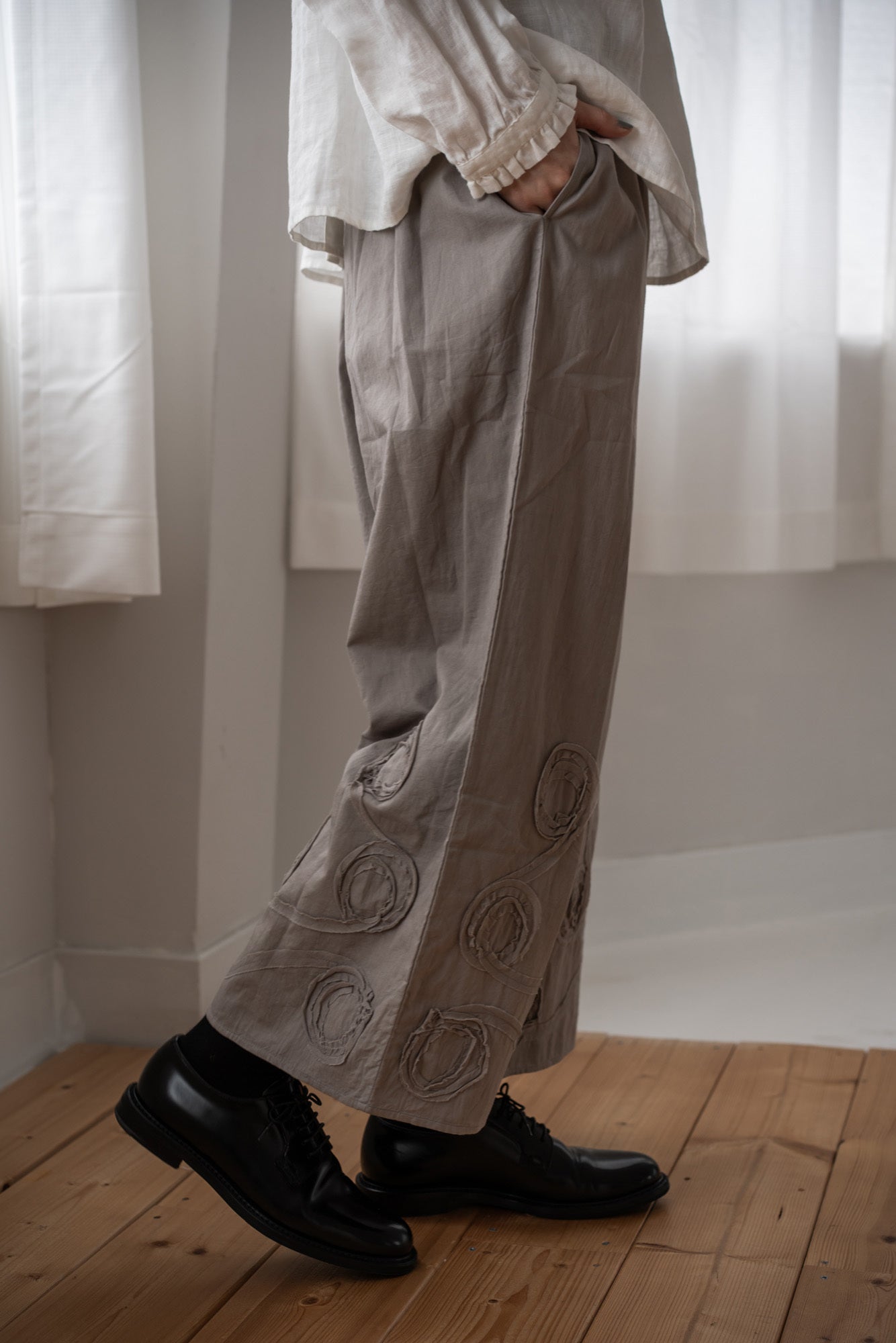 YARRA　INDIAドットテープ刺繍パンツ　YR-1545-209