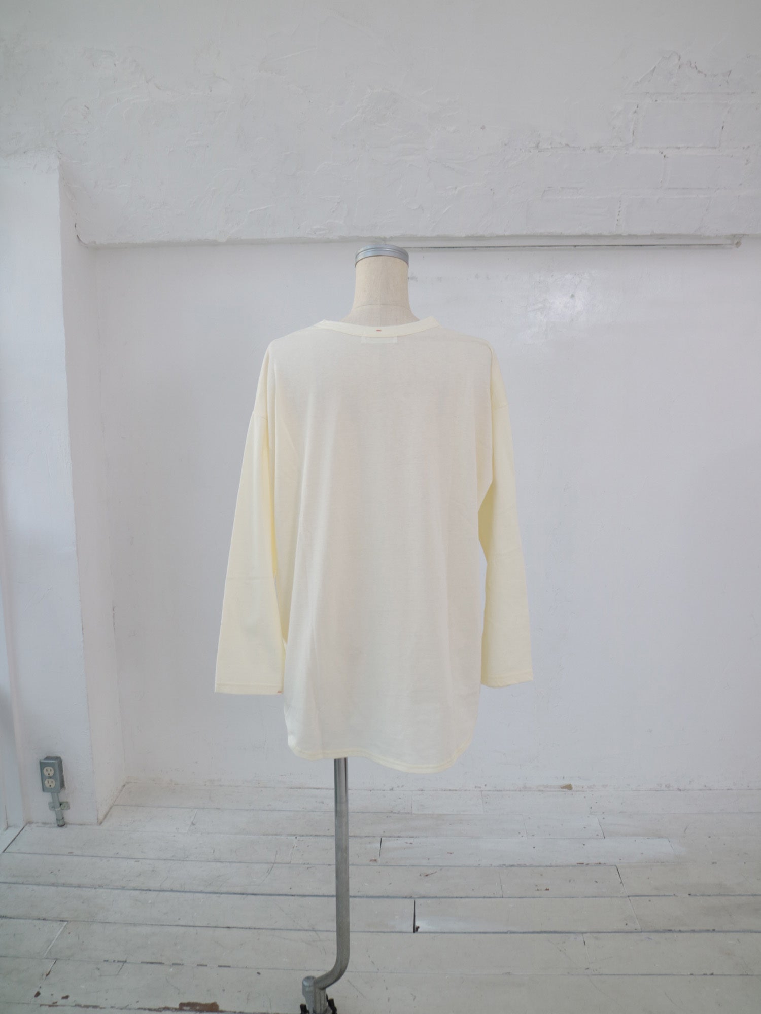 YARRA　ナチュラルソフト天竺ロングカットソー　YR-1551-284