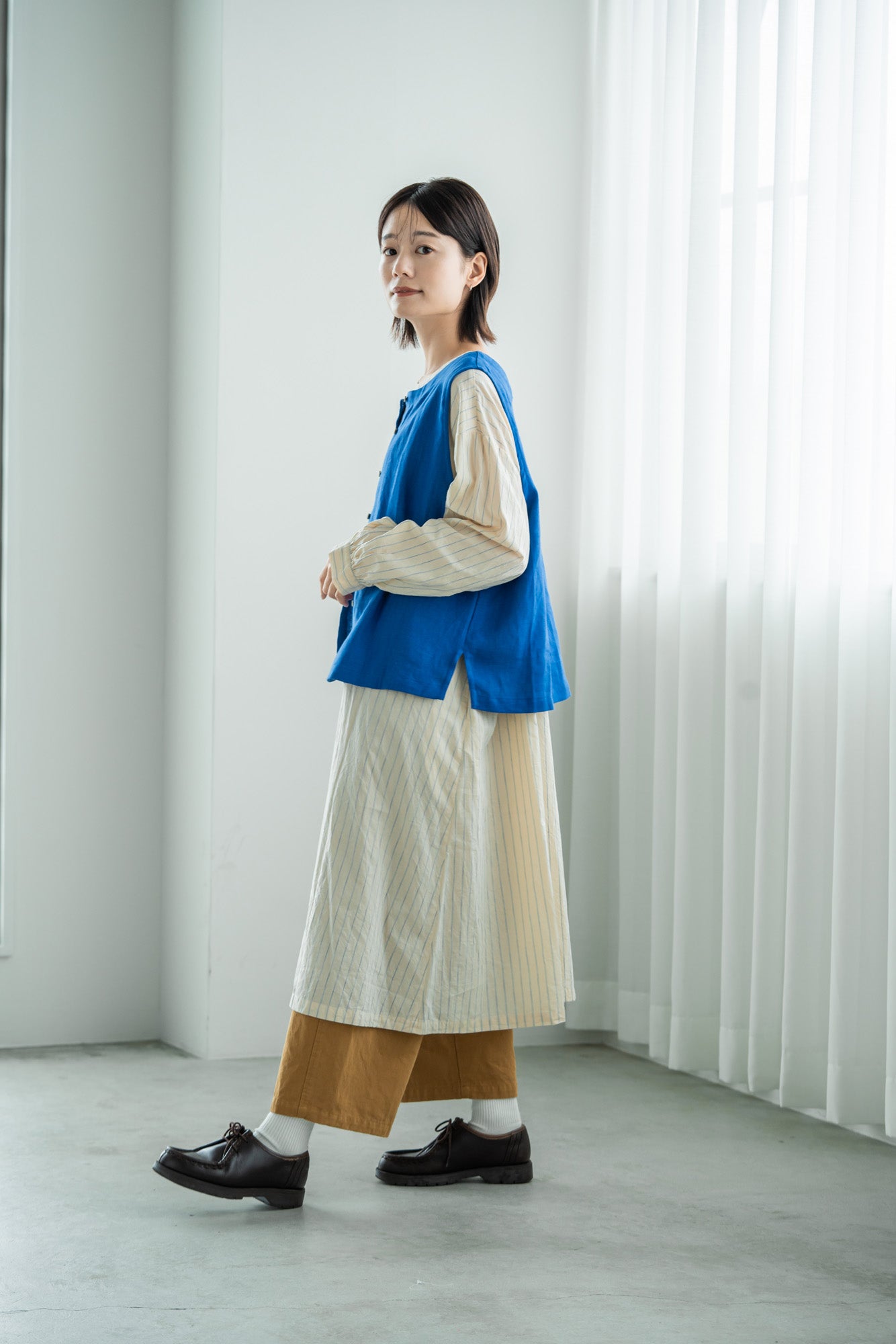 YARRA リネンベスト(ブルー系) YARRA リネンベスト(ブルー系) - メルカリ