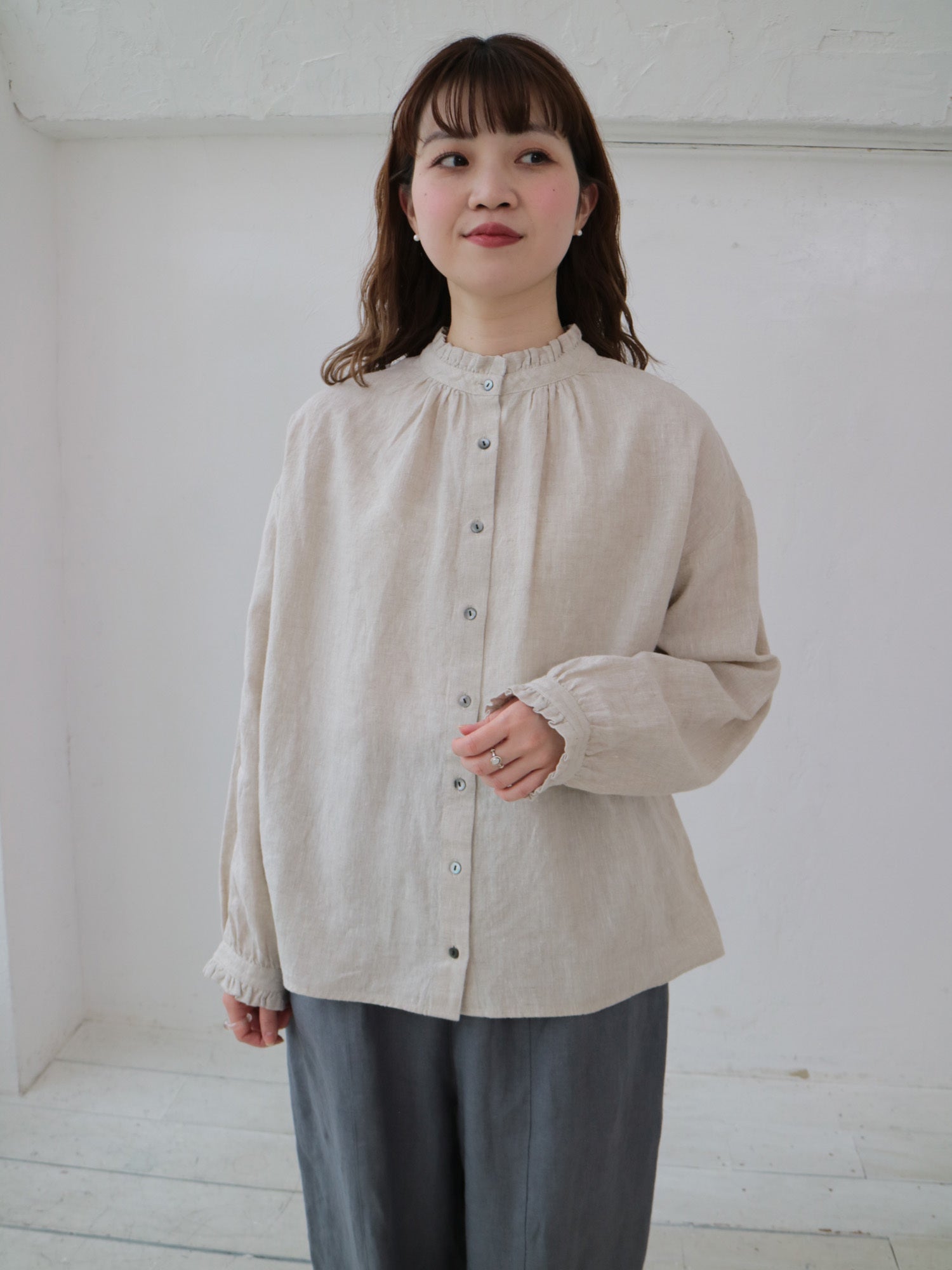 YARRA　リネン100フリルカラー2WAYブラウス　YR-1543-211