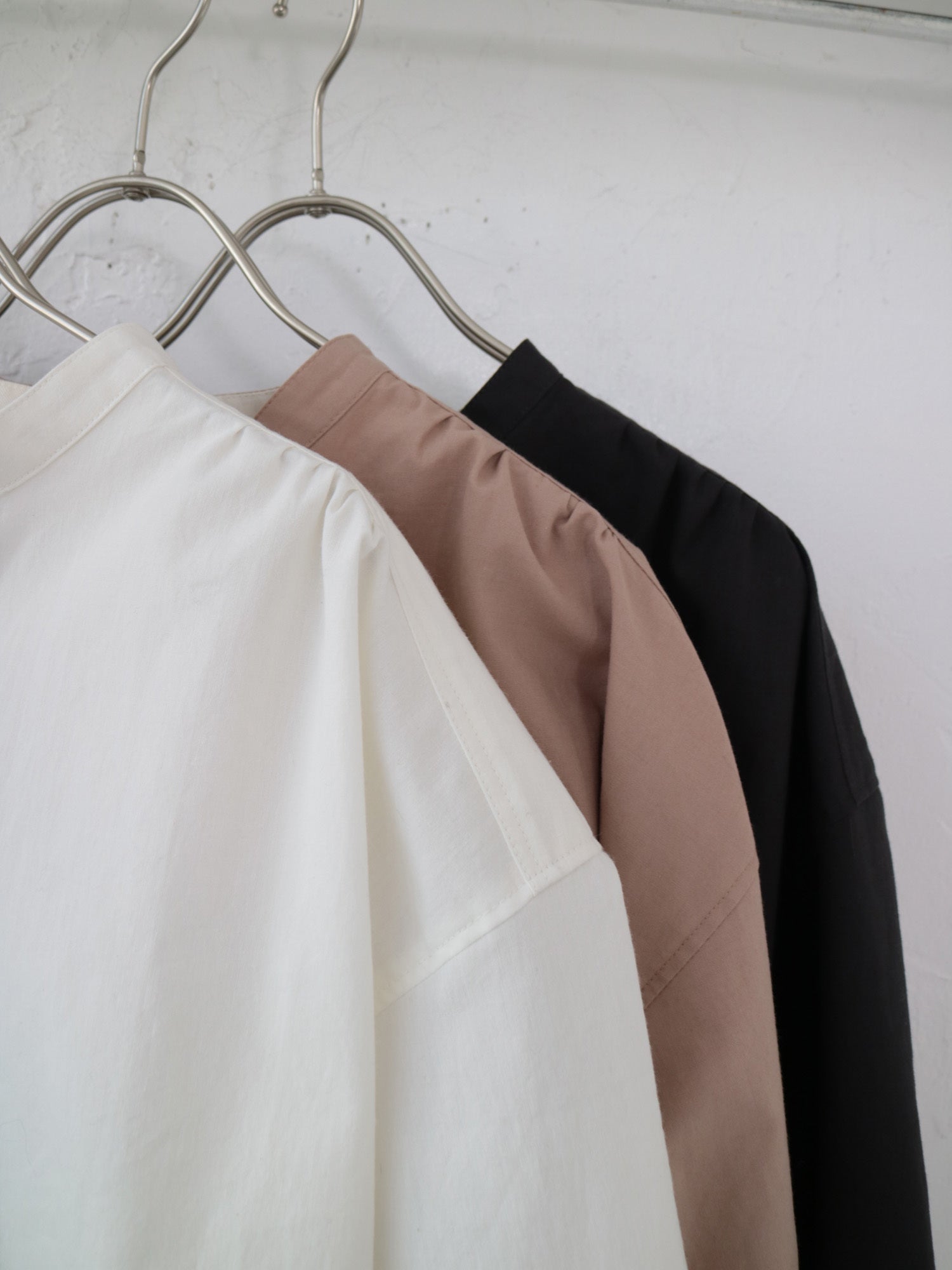 YARRA NEU　綿ウールスキッパーネックシャツ　NU-5553-422