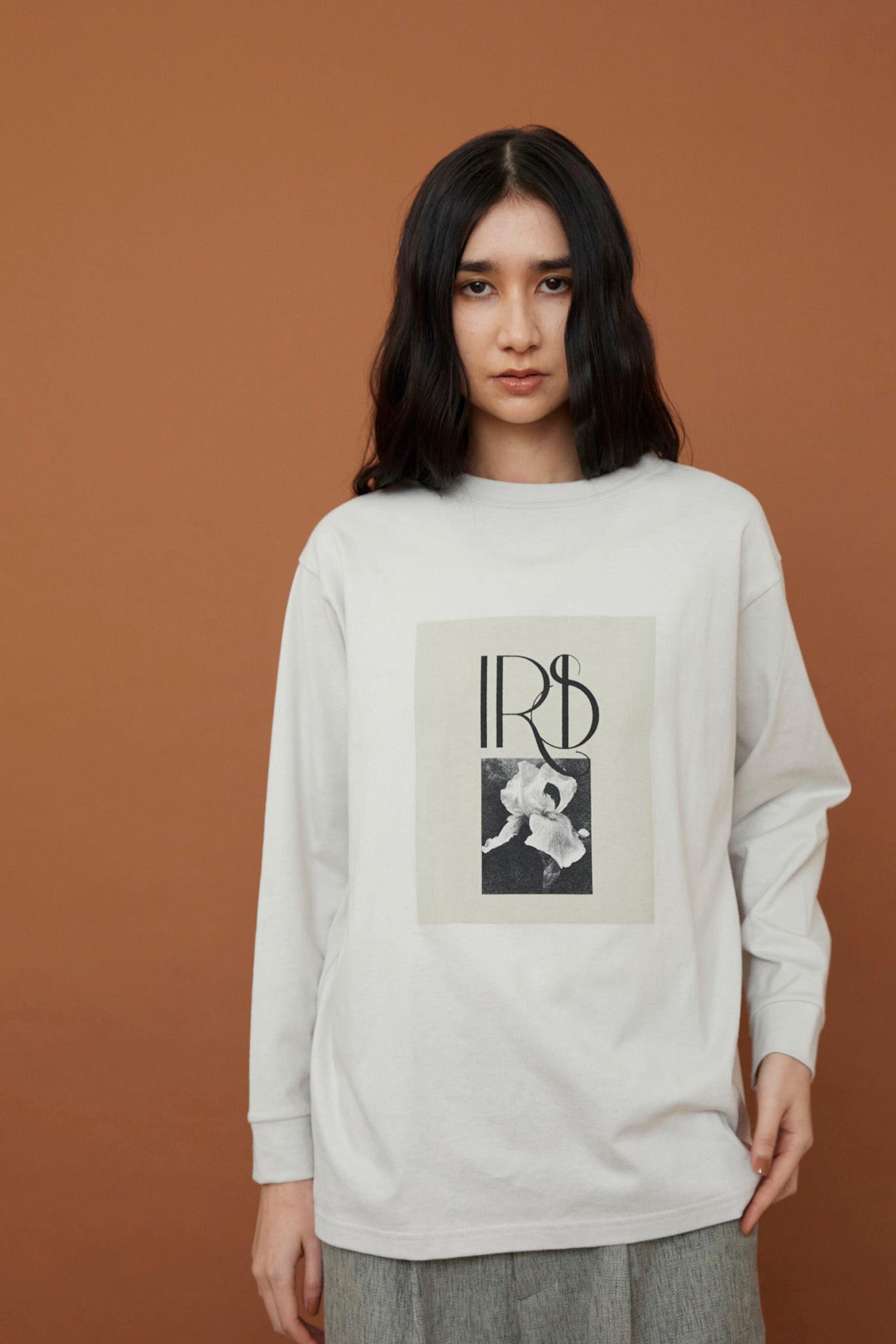 doux bleu　グラフィックプリントTシャツ　DB-2441-033