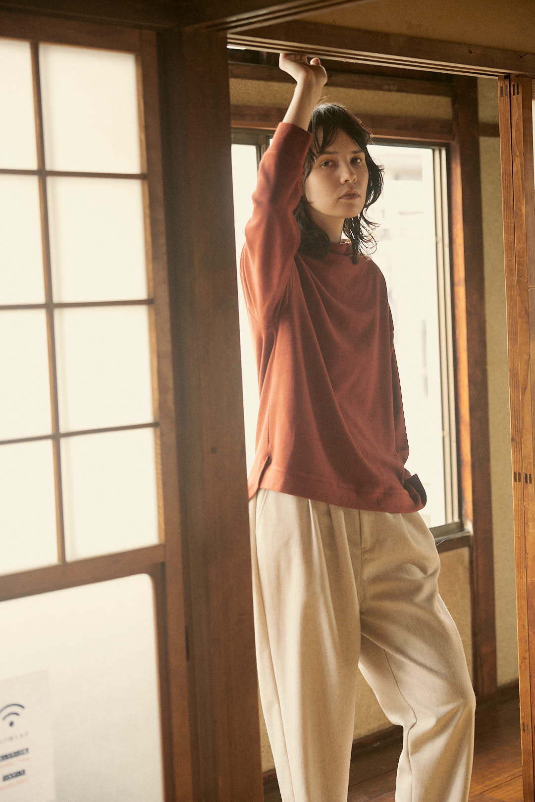 YARRA NEU　ウール混テーパードパンツ　NU-5455-431