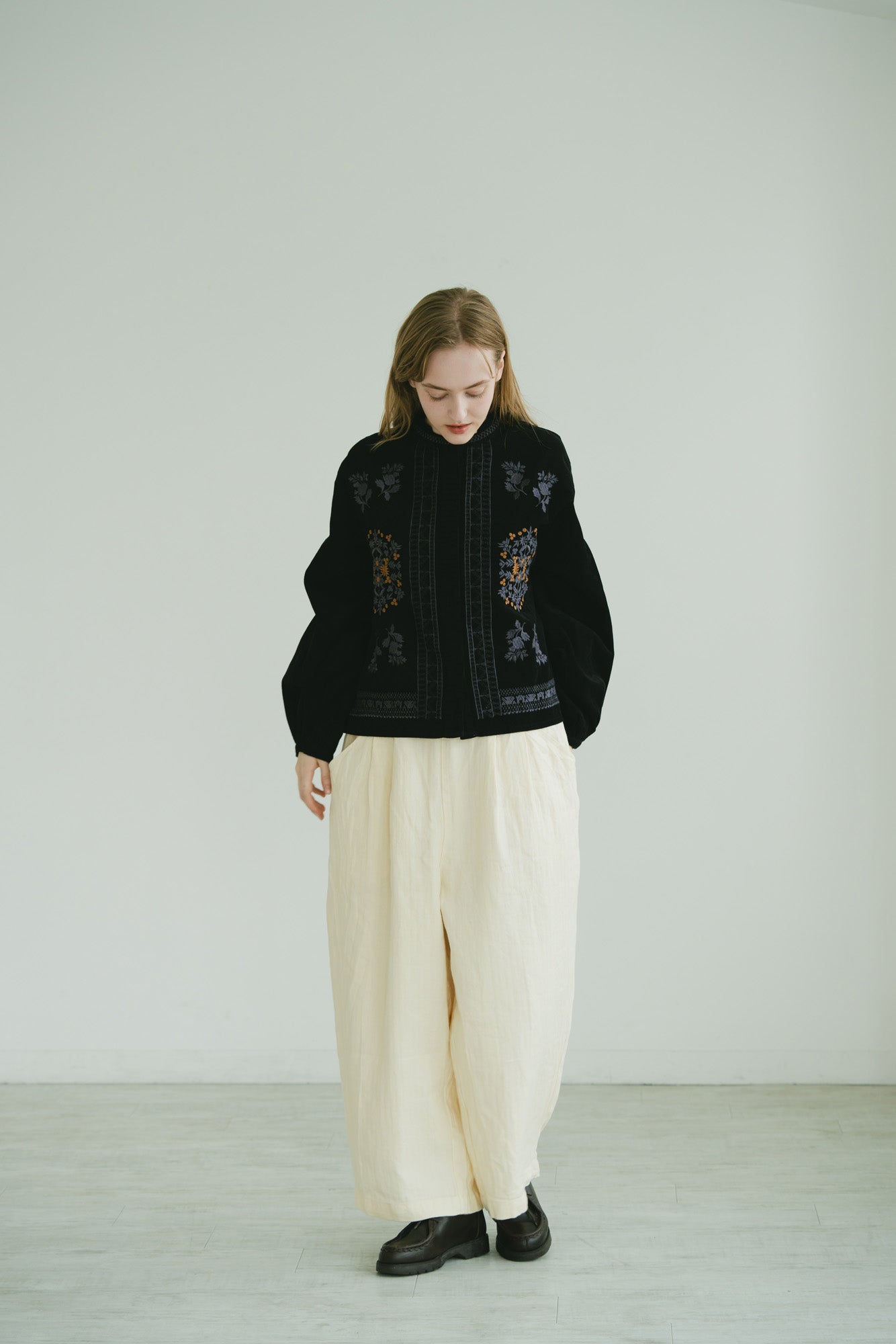 YARRA　INDIA刺繍コーデュロイブラウス　YR-1553-268