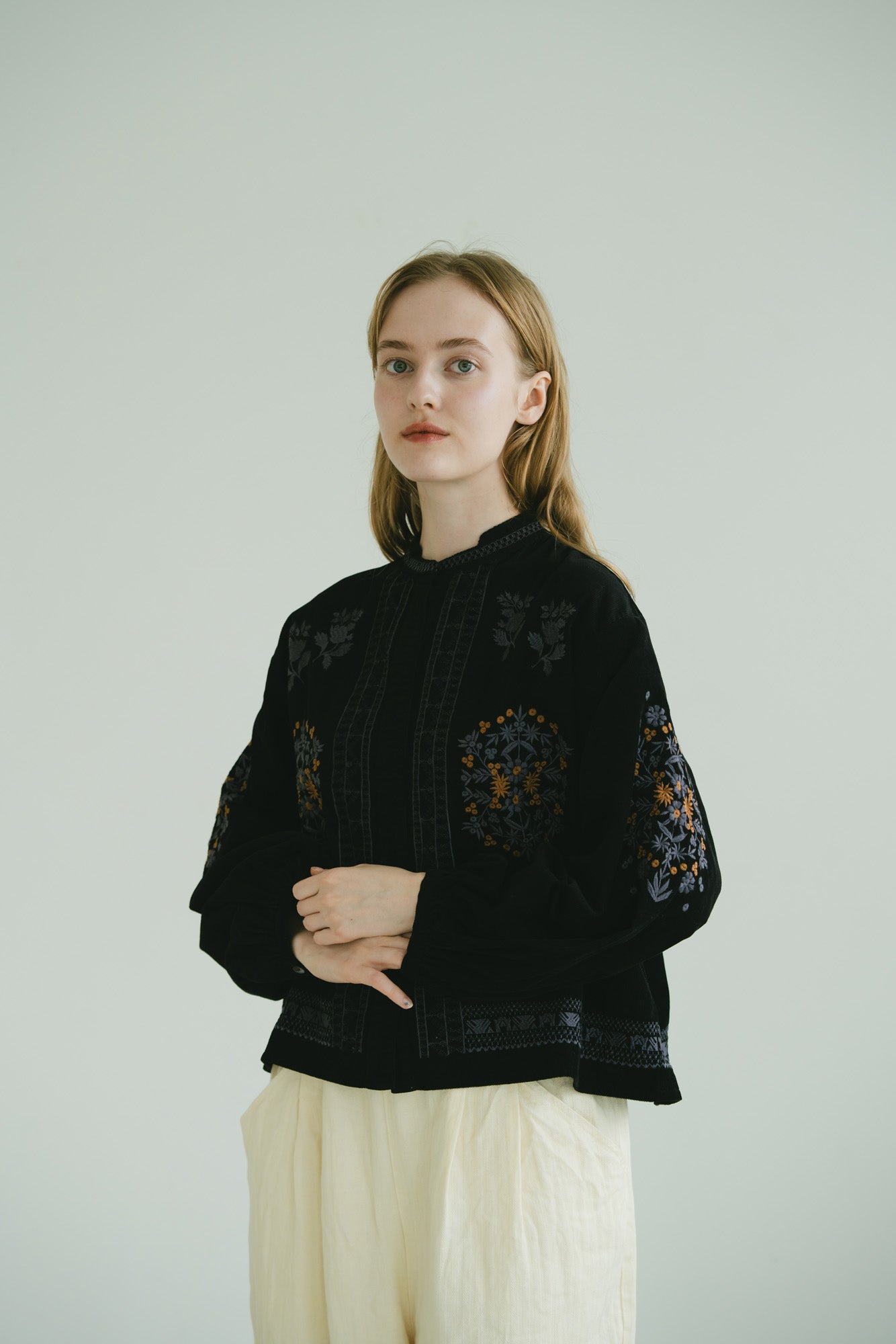 YARRA　INDIA刺繍コーデュロイブラウス　YR-1553-268