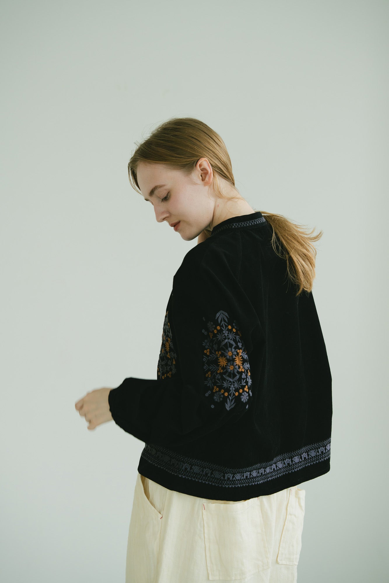 YARRA　INDIA刺繍コーデュロイブラウス　YR-1553-268