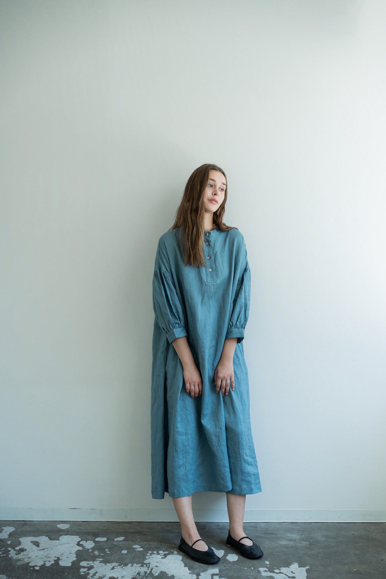 YARRA　ツヤリネンギャザーワンピース　YR-1614-226