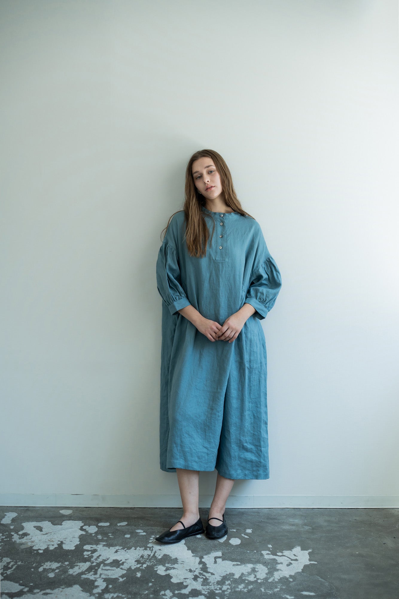 YARRA　ツヤリネンギャザーワンピース　YR-1614-226