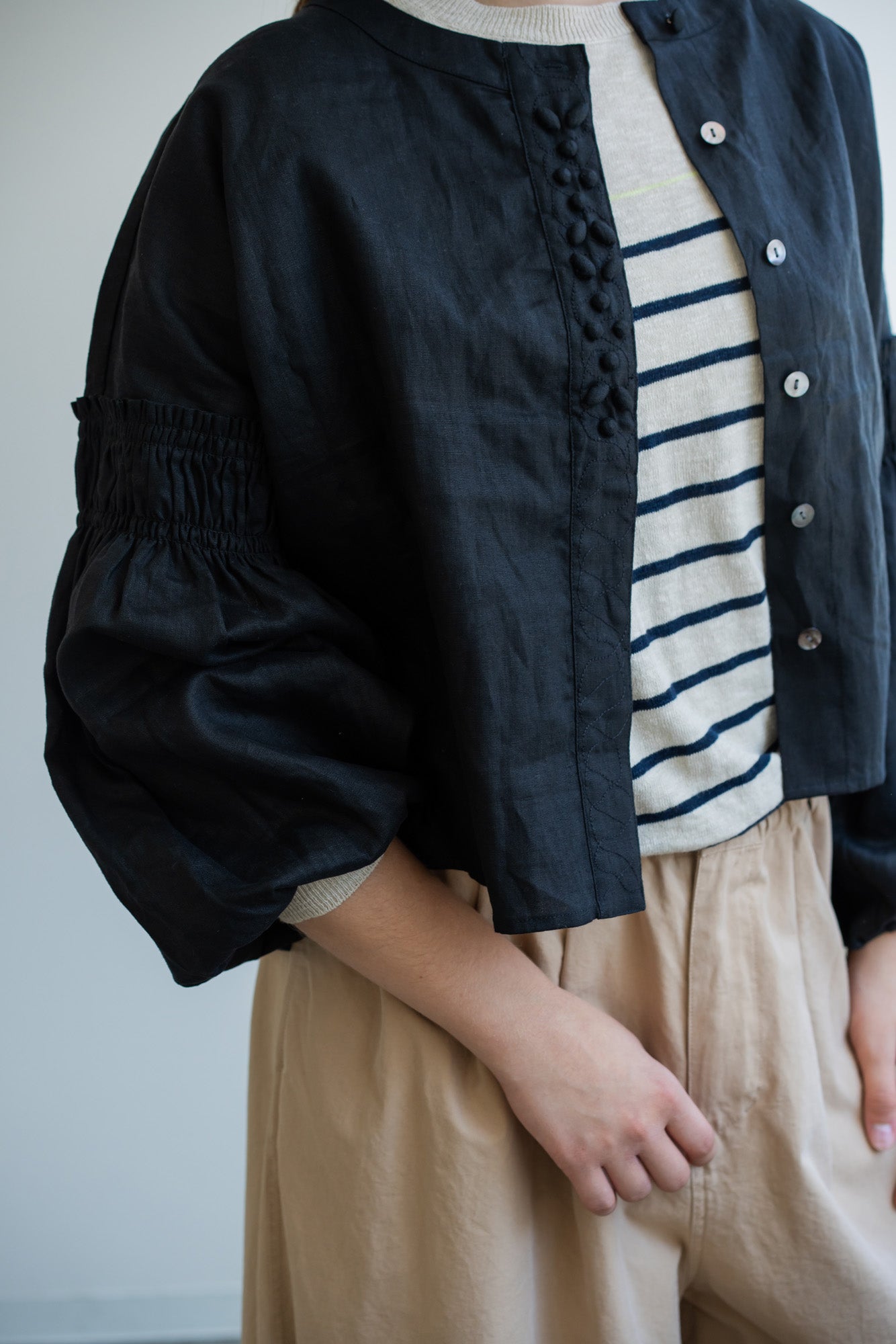 YARRA　ビーズ刺繍リネンブラウス　YR-1613-222