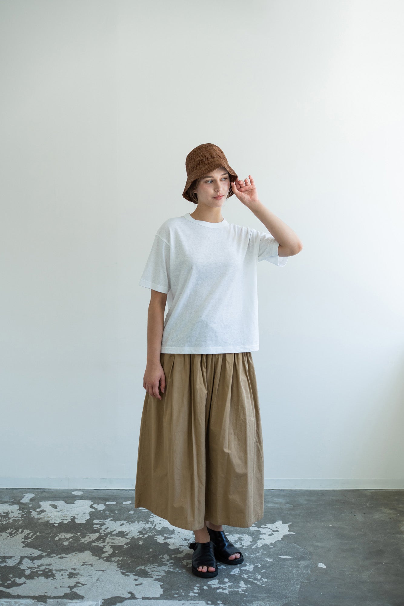 【ayaさま専用】Kaon レースブラウス・スカート スカート フレア Aライン 総柄 レース 膝丈 韓国 花柄 黒 上品