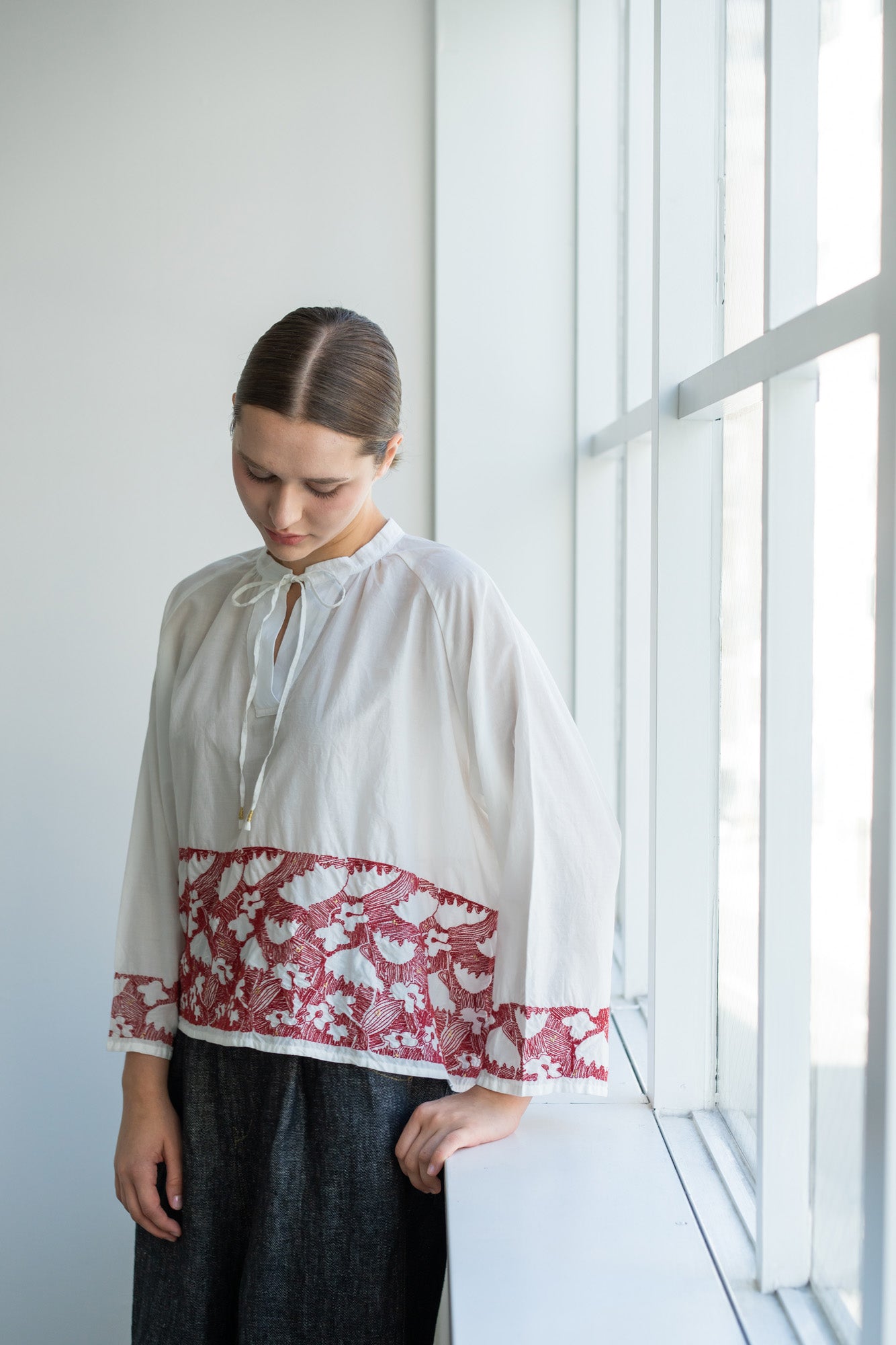 YARRA INDIAハイカウント刺繍ブラウス YR-1613-240