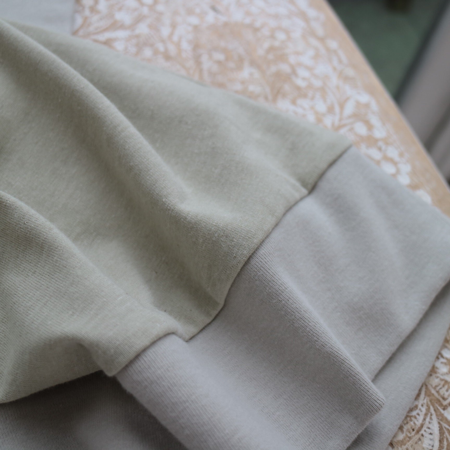 YARRA　ハイネックワイドプルオーバー　YR-1411-216