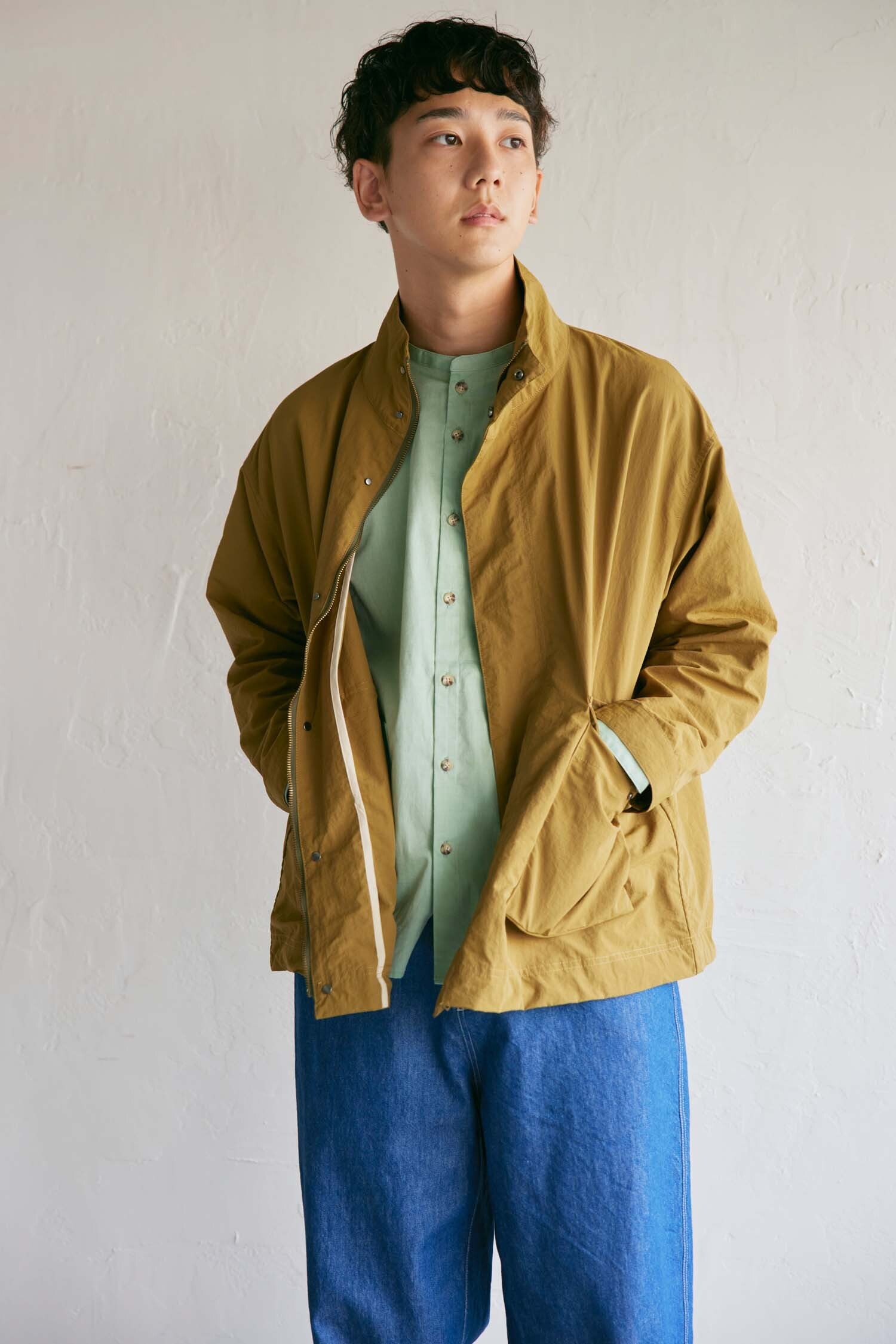 YARRA NEU　スタンドカラーナイロンアウター　NU-5417-420