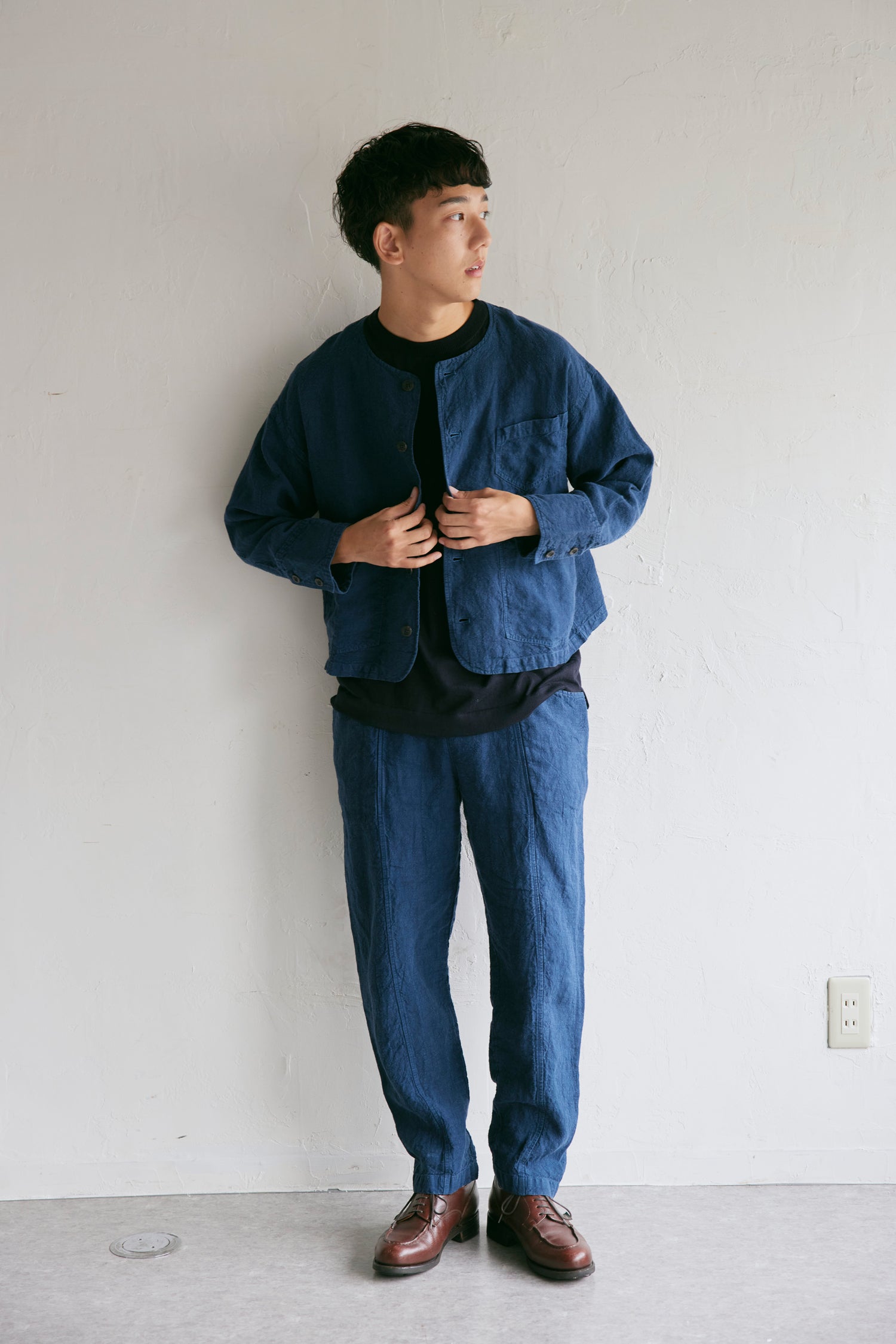 YARRA NEU　ノーカラーリネンジャケット　NU-5417-411