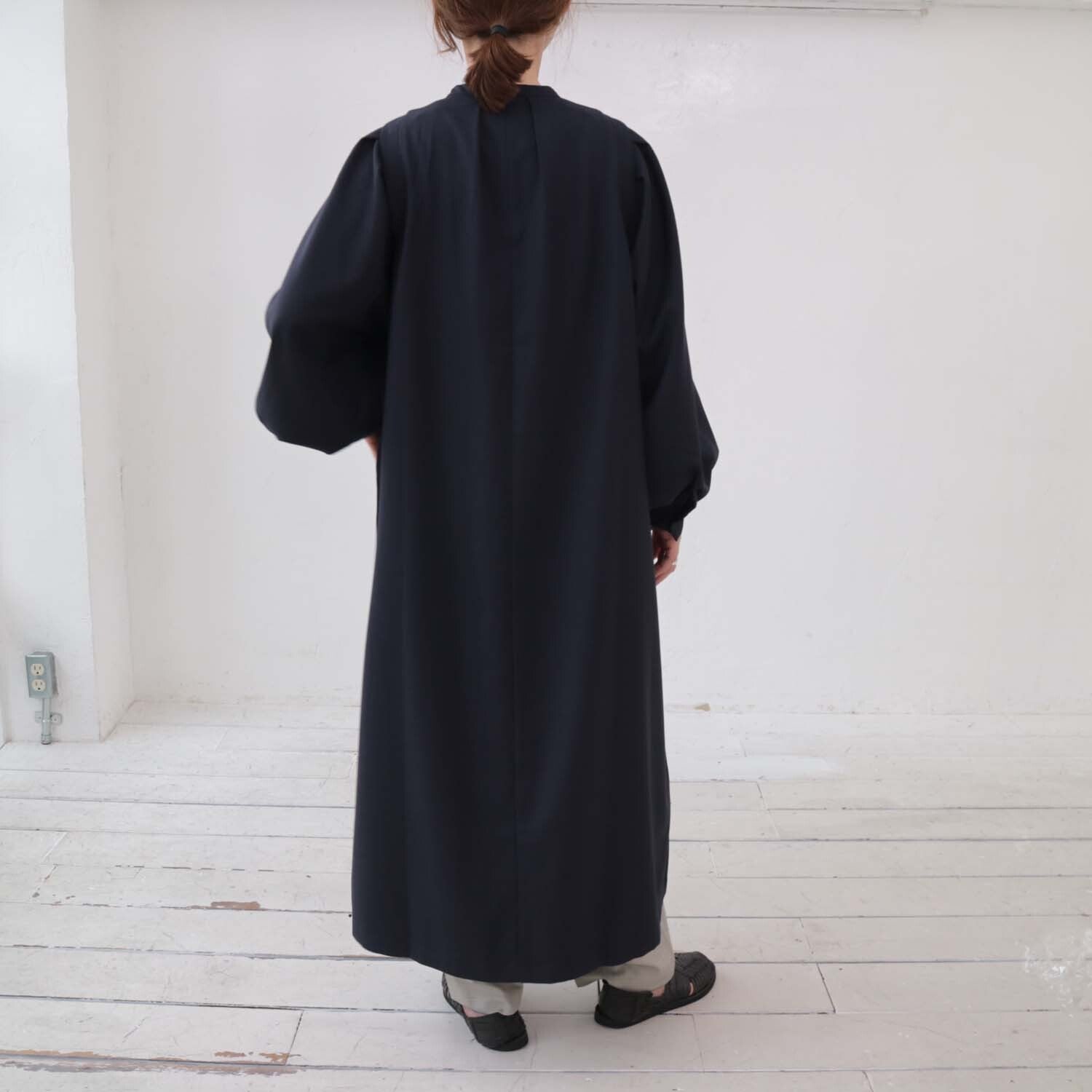 doux bleu　スタンドカラーAラインワンピース　DB-2414-004