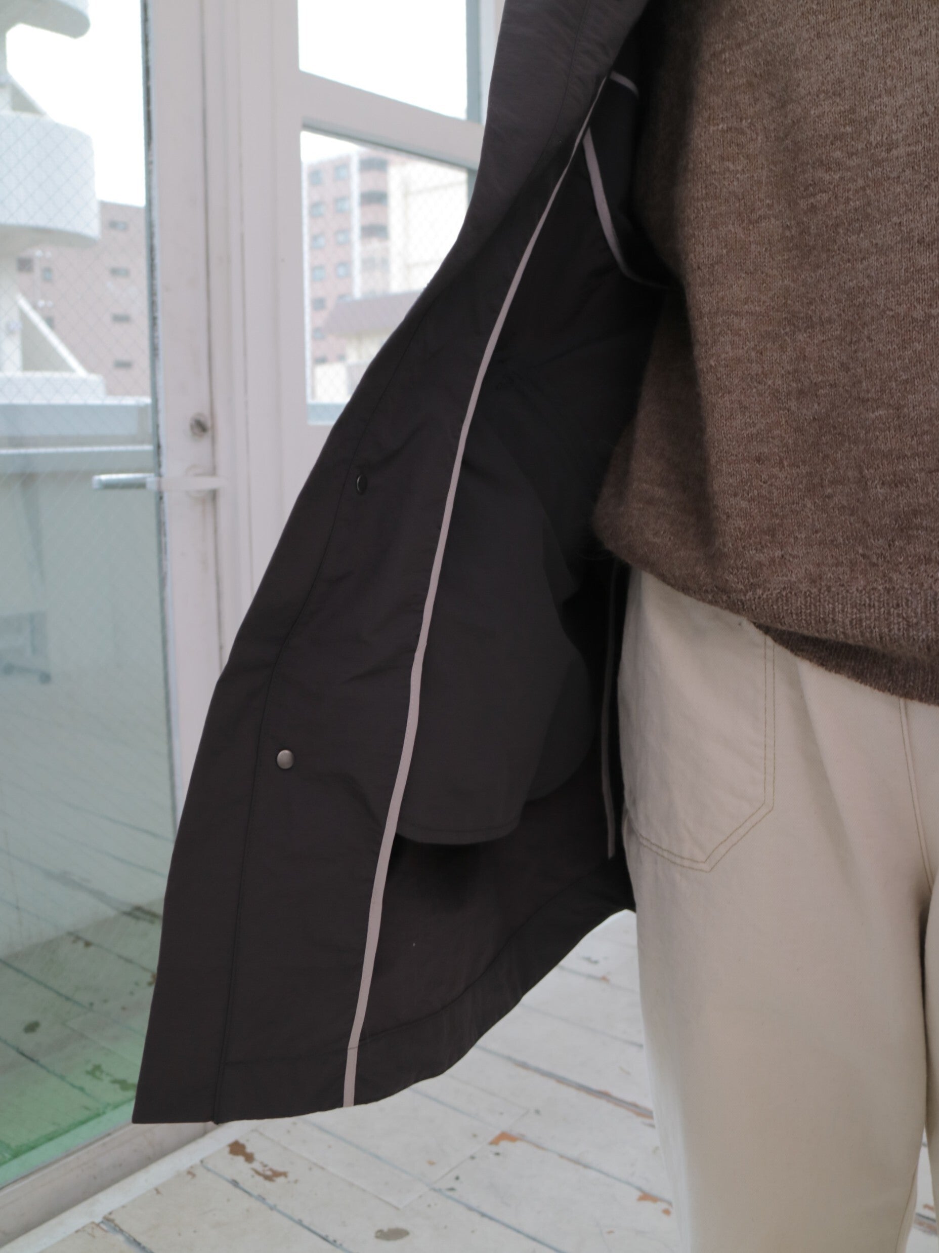 YARRA NEU フード付きナイロンポンチョ風コート NU-5547-414