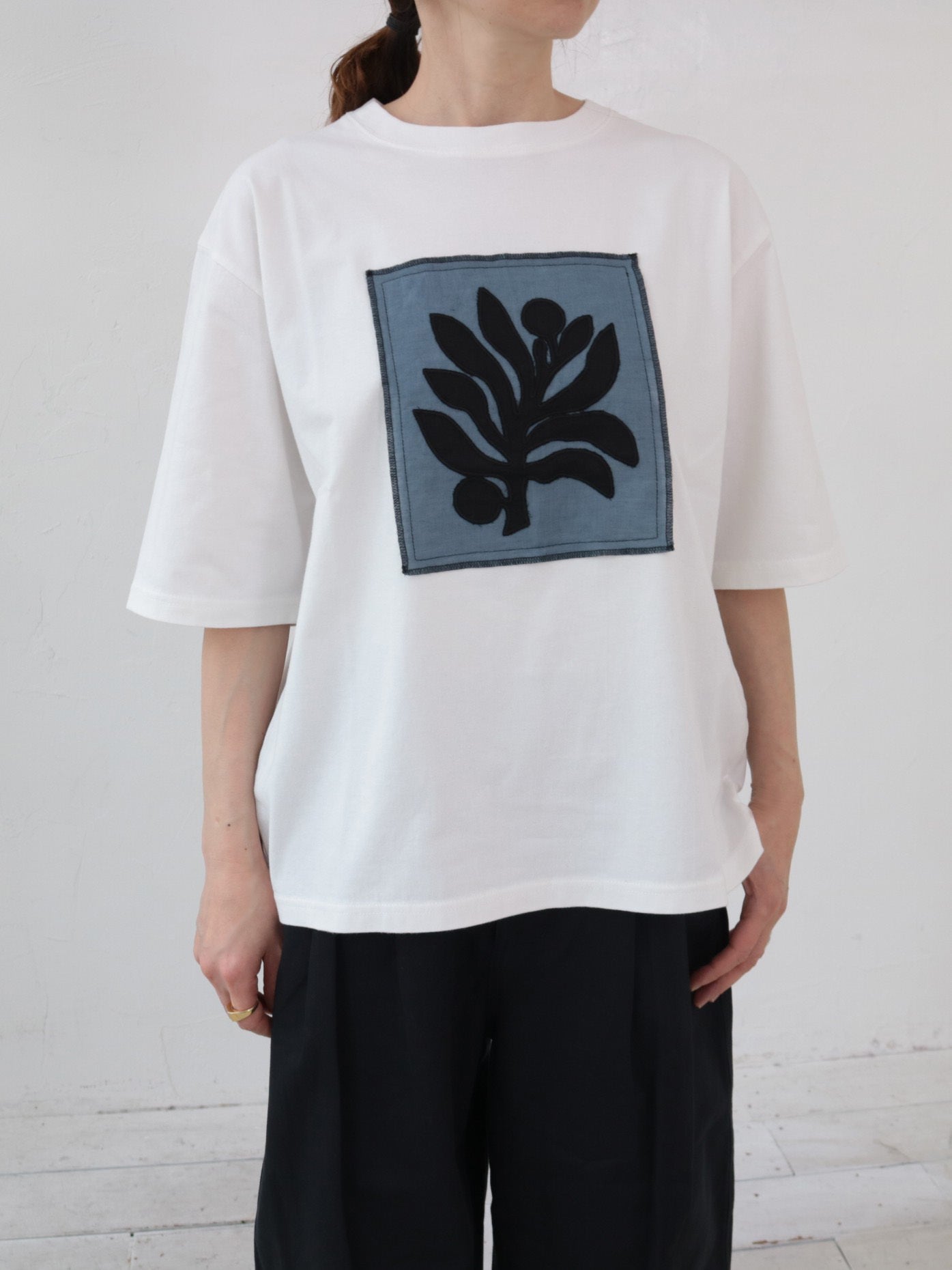doux bleu　アップリケ刺繍Tシャツ　DB-2621-050