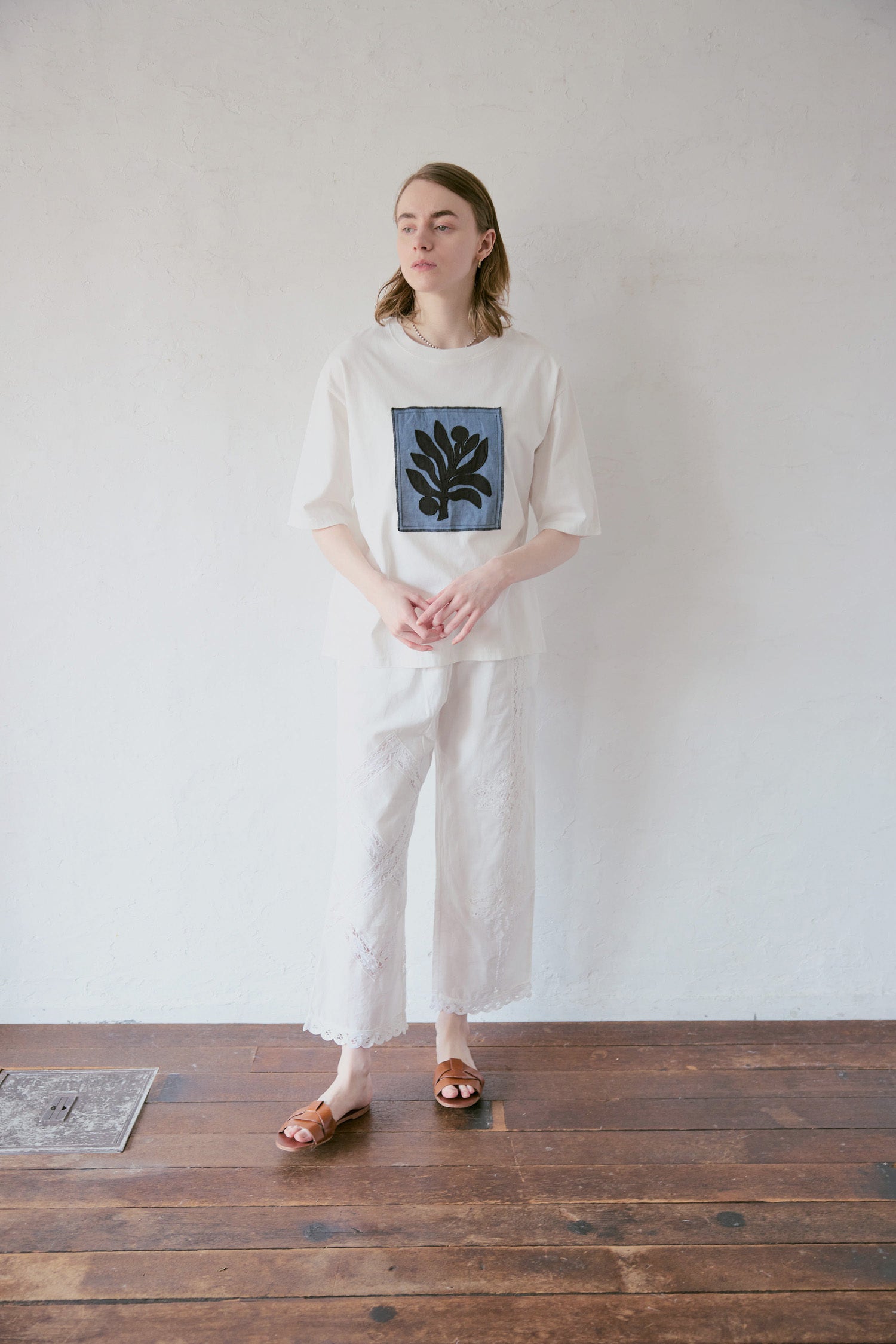 doux bleu　アップリケ刺繍Tシャツ　DB-2621-050
