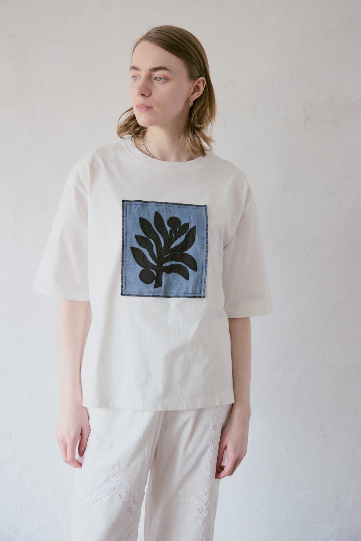 doux bleu　アップリケ刺繍Tシャツ　DB-2621-050