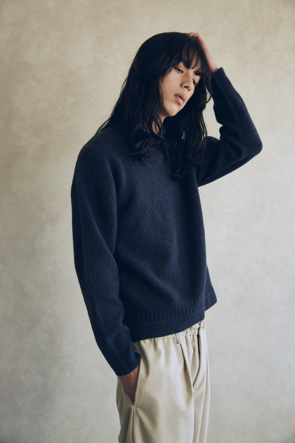 新品タグ付き　ヨリ　マニッシュレイヤーニット YARRA NEU ヤク混ニットプルオーバー NU-5552-418