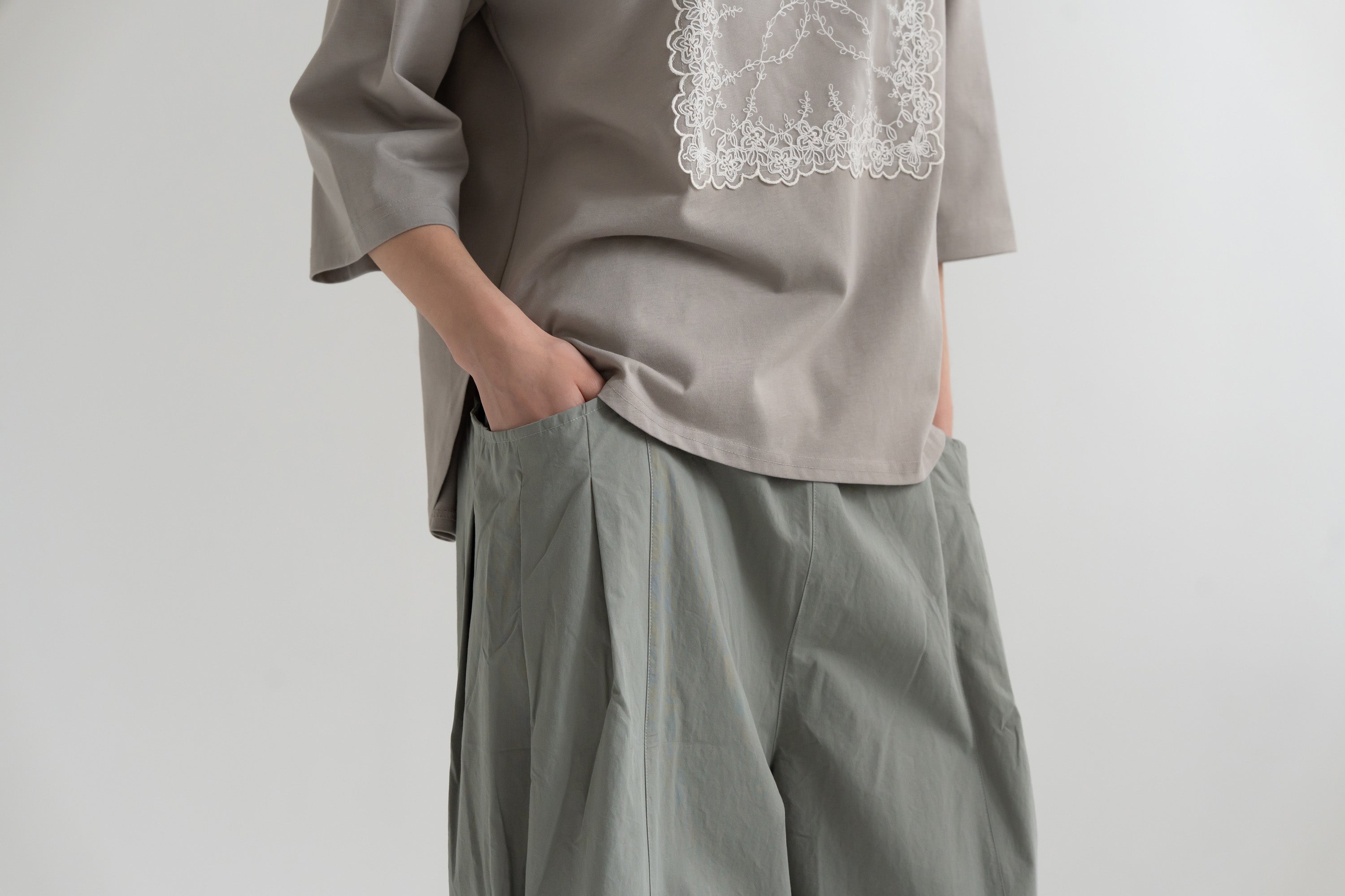 YARRA　コンパクトツイルタックパンツ　YR-1645-205