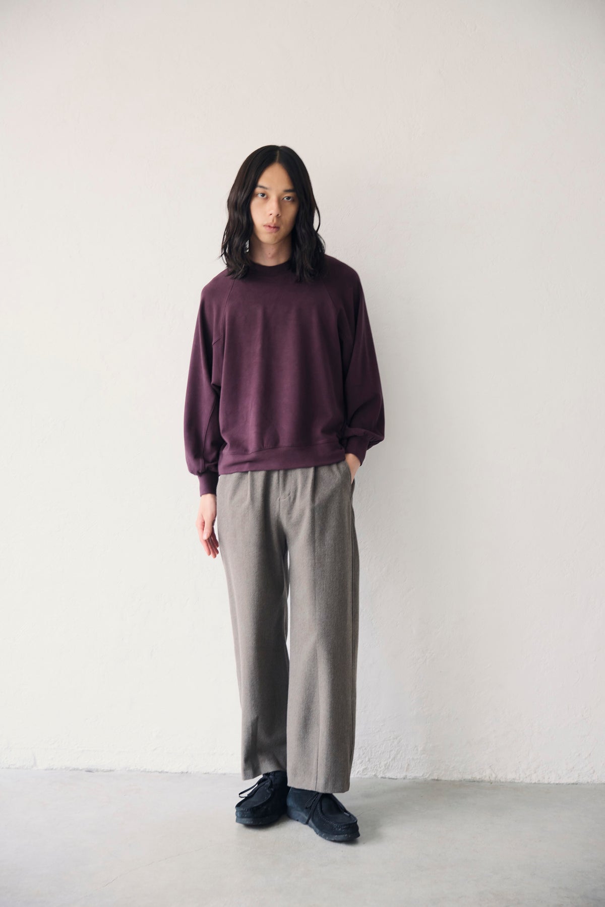 YARRA NEU　裾ダーツ微起毛パンツ　NU-5655-440