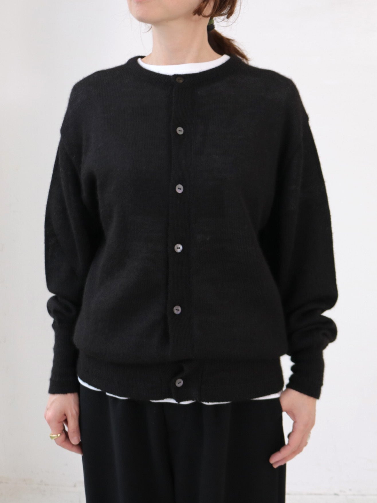 YARRA NEU　ブラックアルパカニットカーディガン　NU-5552-430