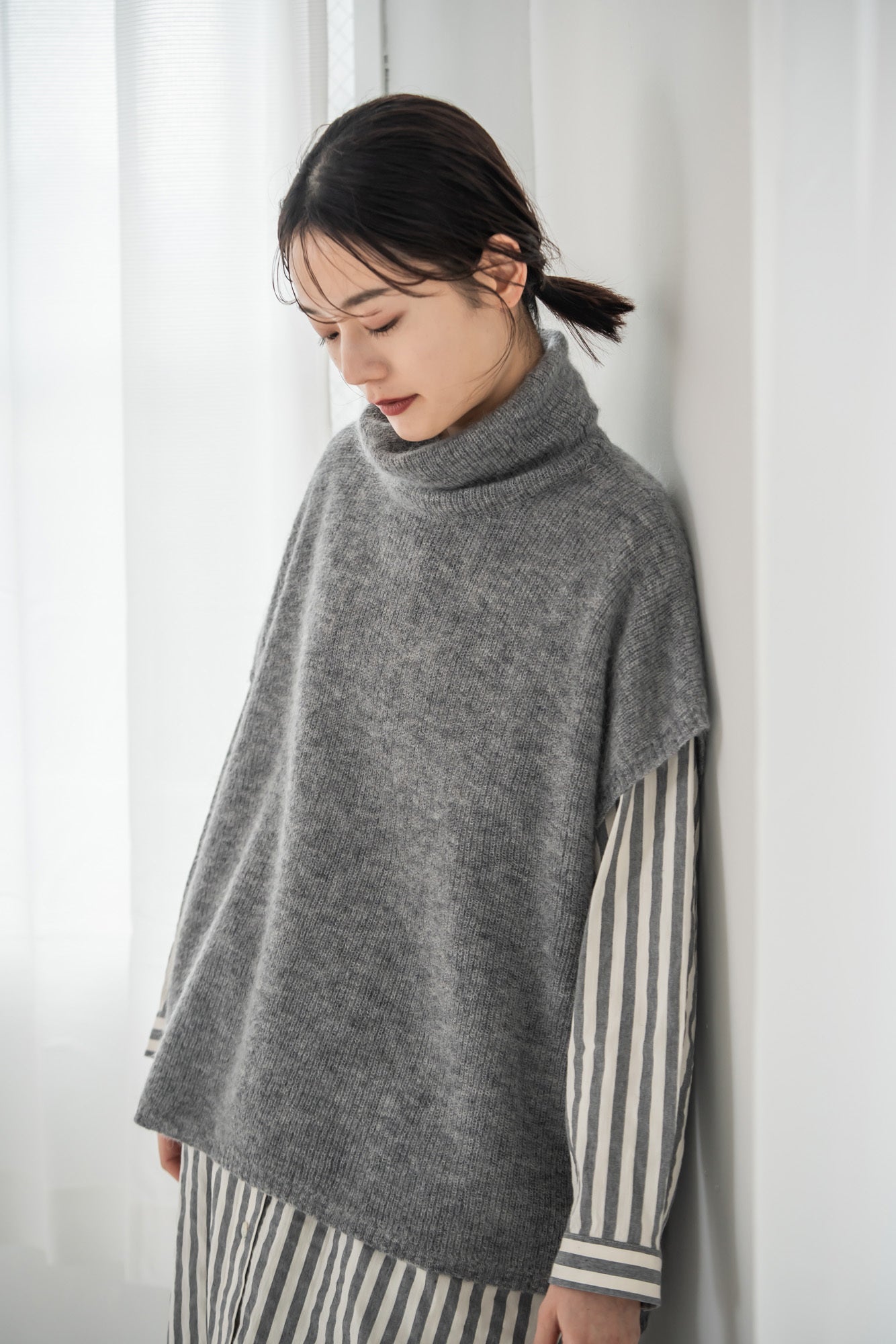 YARRA　モヘアブレンドタートルニットベスト　YR-1548-227