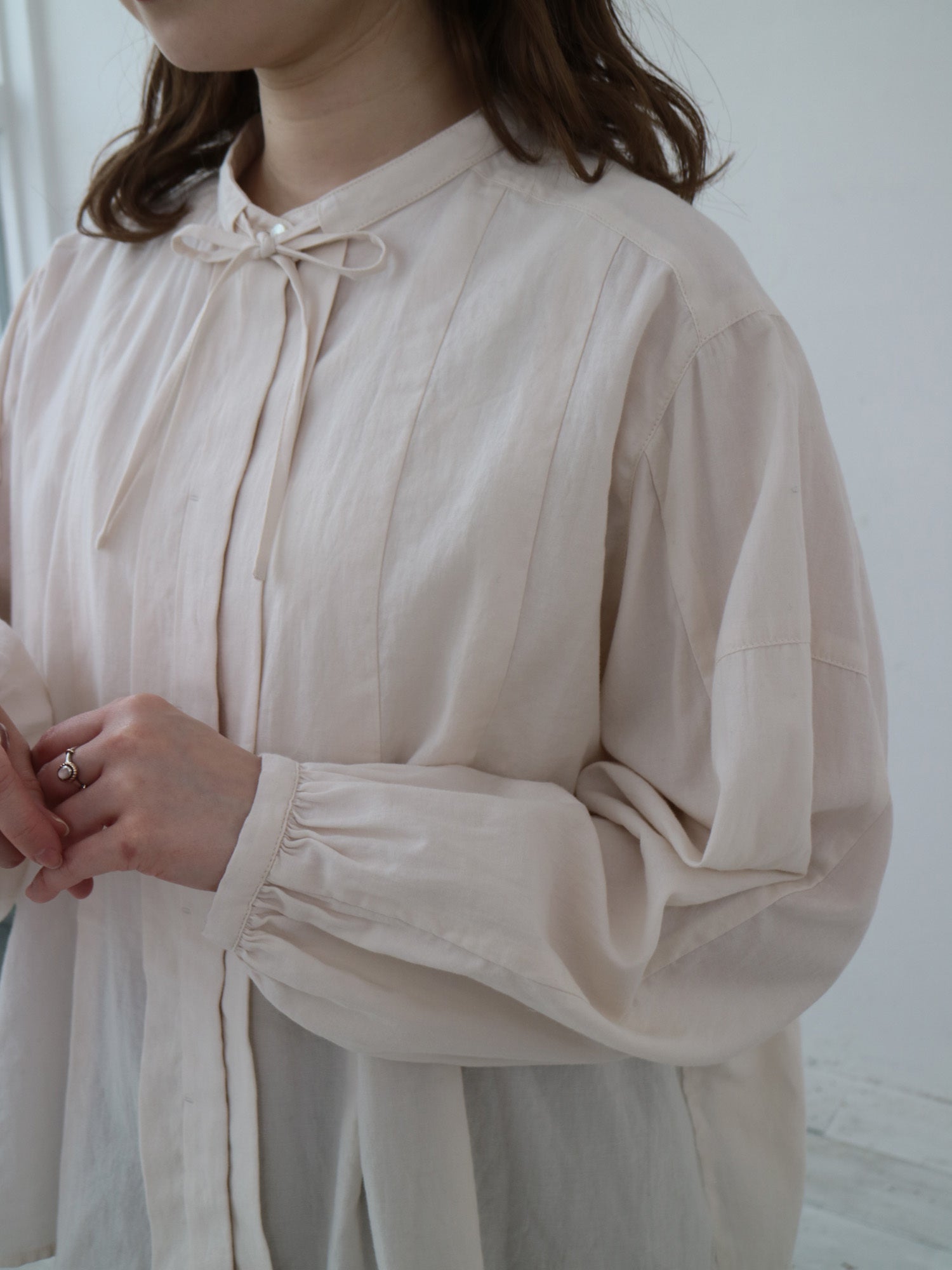 YARRA　コットンローンタックブラウス　YR-1543-220