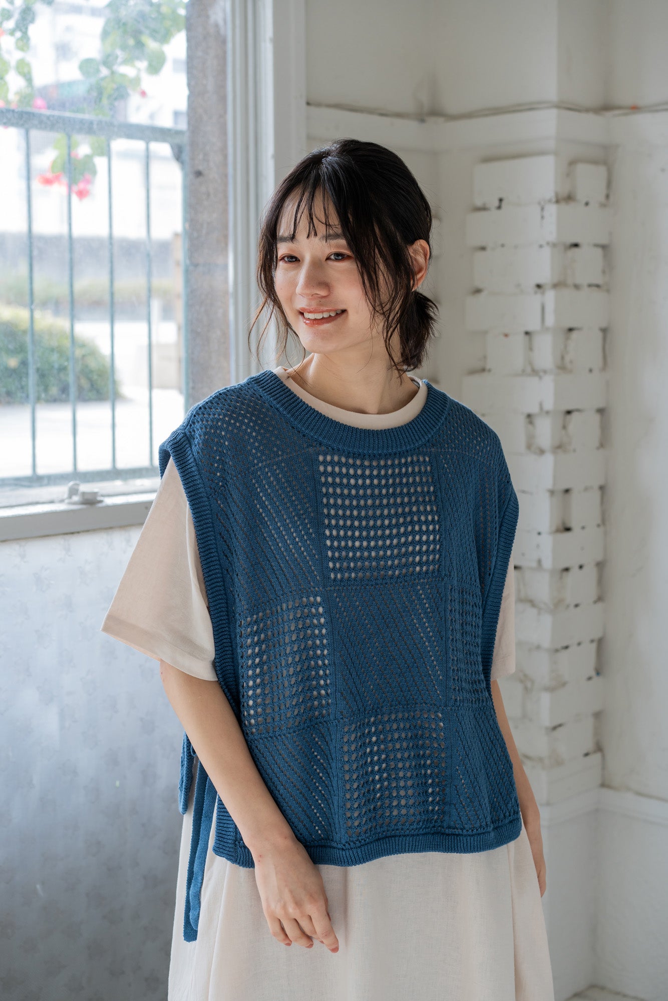 YARRA　綿麻透かし柄ニットベスト　YR-1528-267
