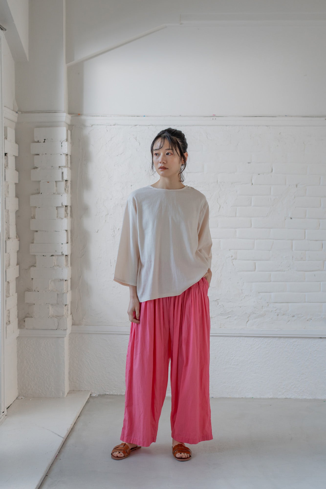 YARRA　ＩＮＤＩＡピンタックパンツ　YR-1525-261