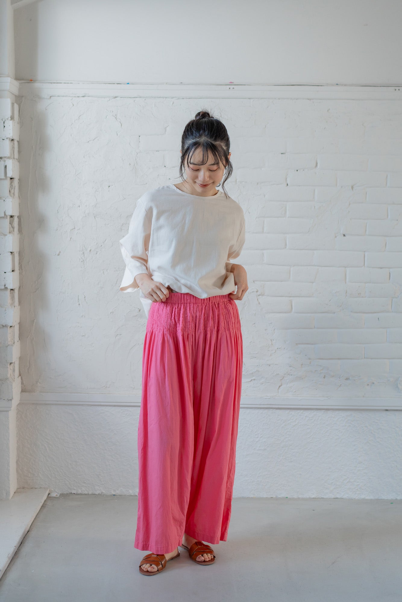 YARRA　ＩＮＤＩＡピンタックパンツ　YR-1525-261