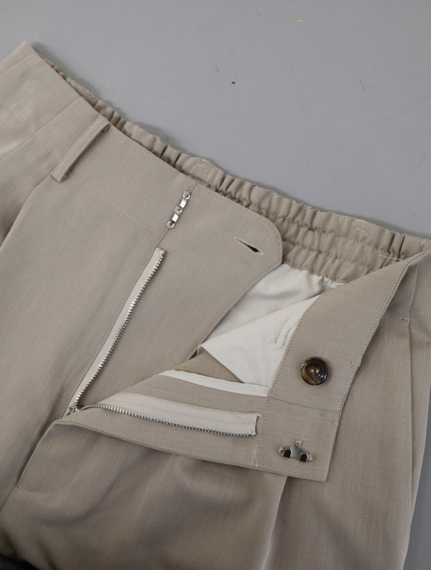 YARRA NEU　ウールブレンドスラックスパンツ　NU-5545-411