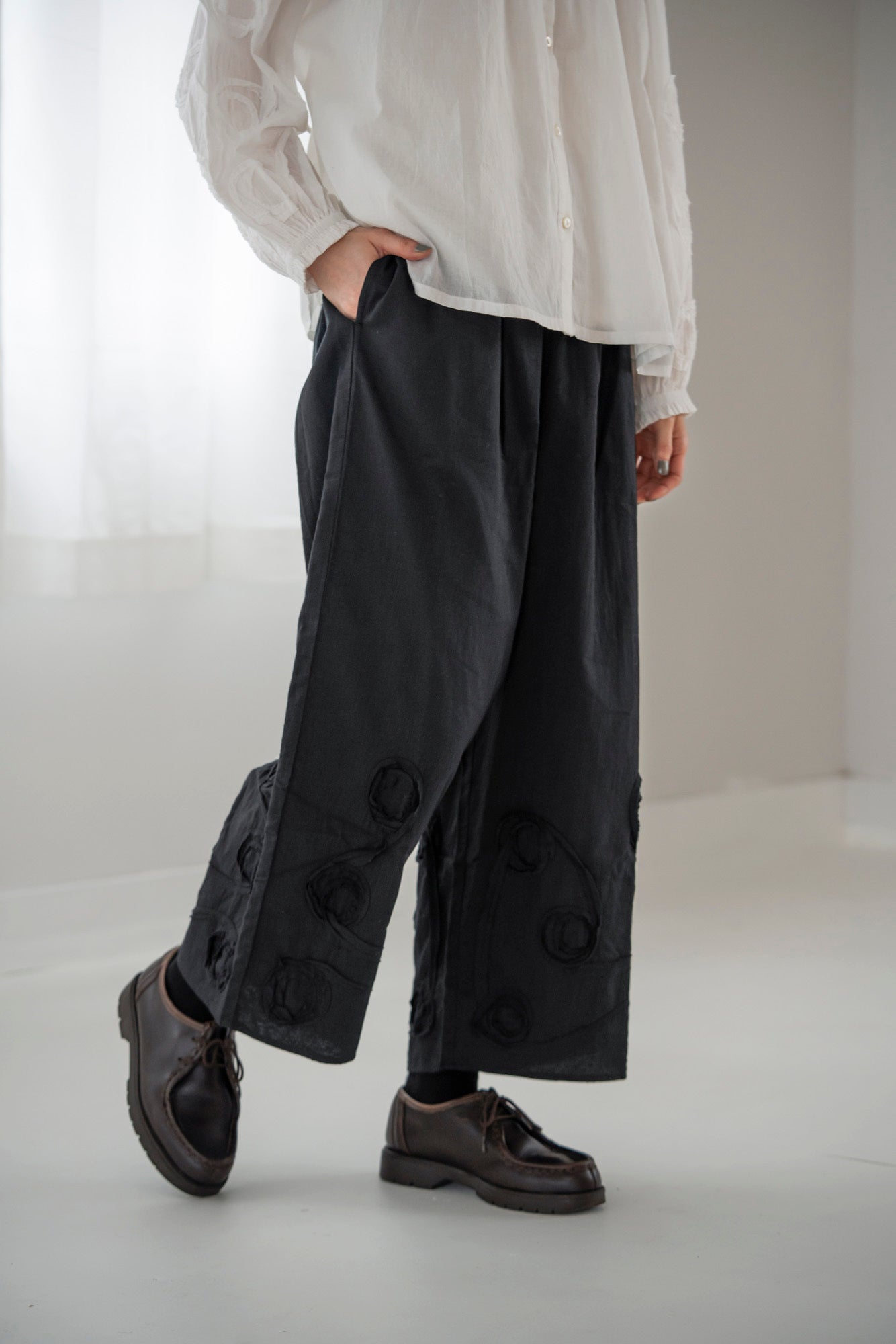 YARRA　INDIAドットテープ刺繍パンツ　YR-1545-209