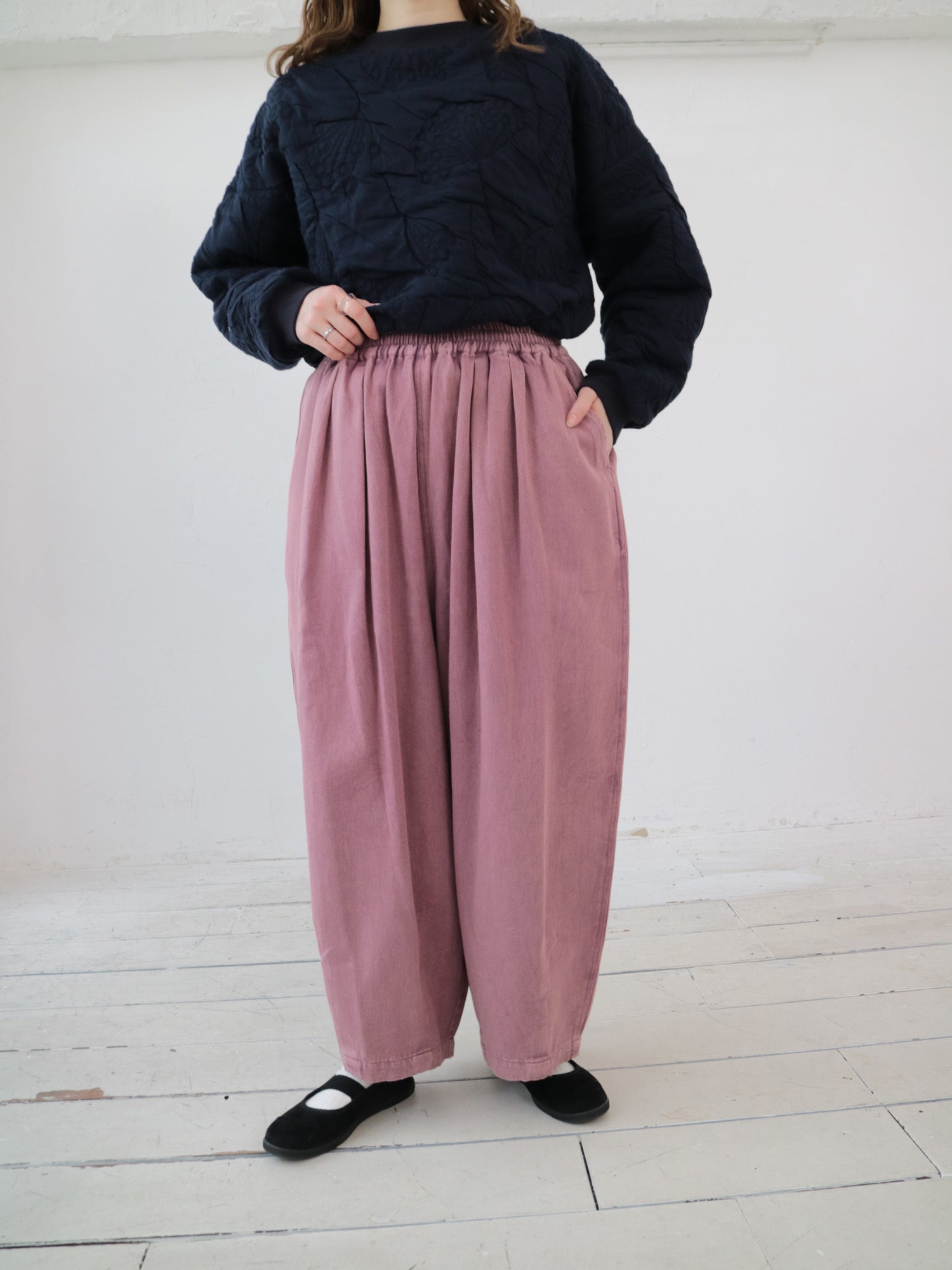 YARRA　INDIAエンザイム裾ダーツパンツ　YR-1545-235